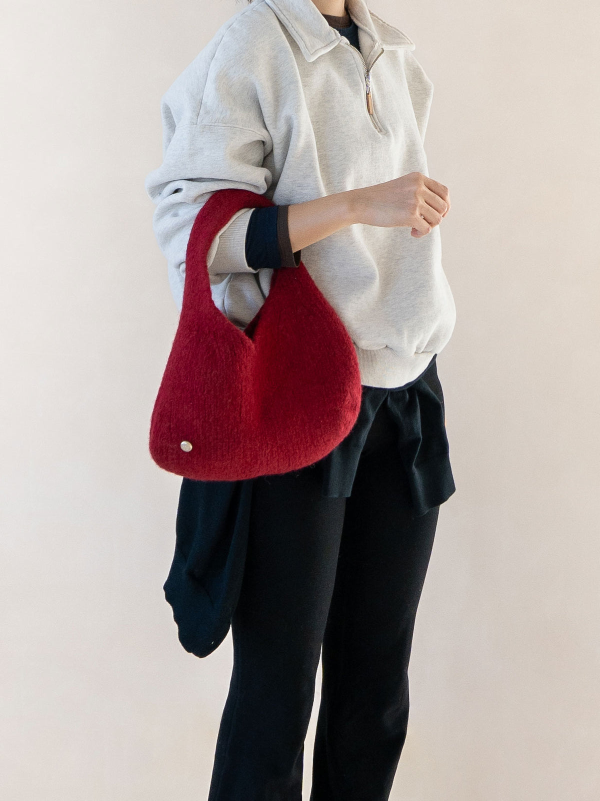 [PDF] Folk Wool Felting West Hobo Bag (ENGLISH)