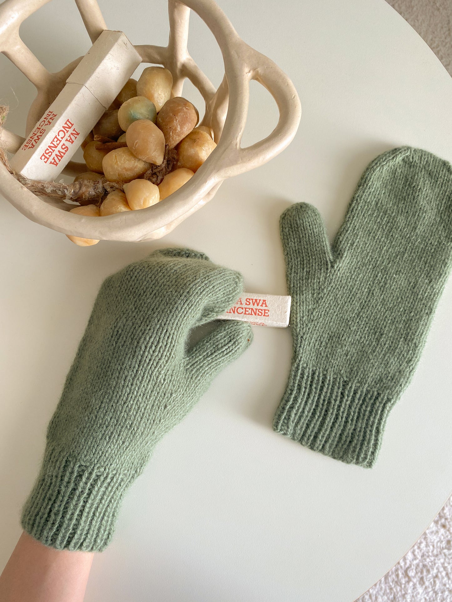 [PDF 도안] 솔로 캐시미어 손모아 장갑 (KOREAN)