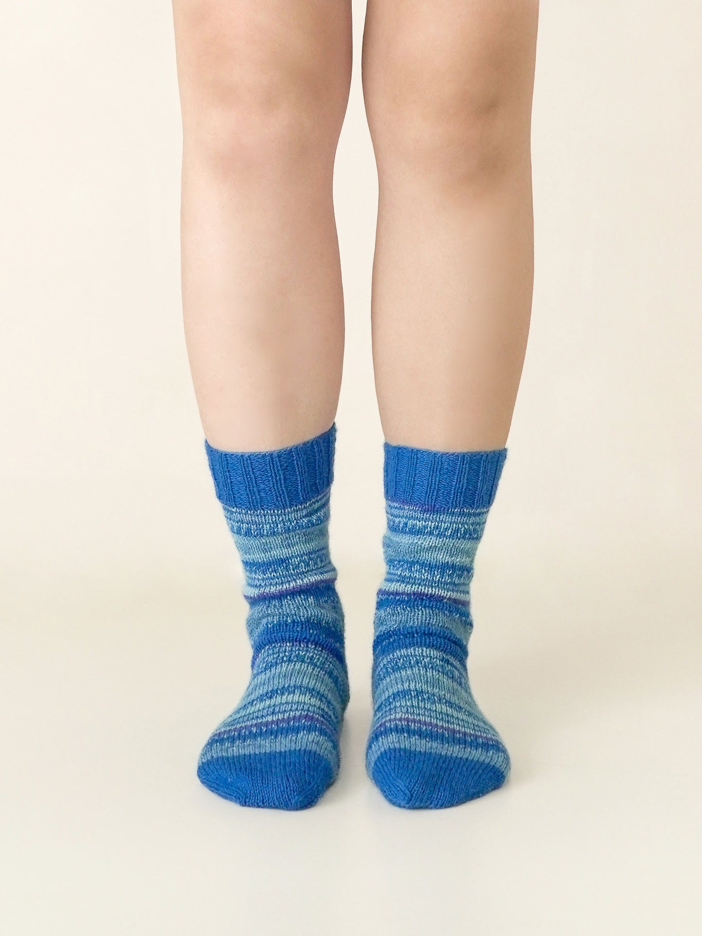 [PDF] Regia 4ply Pairfect Cuff-Down Socks (ENGLISH)