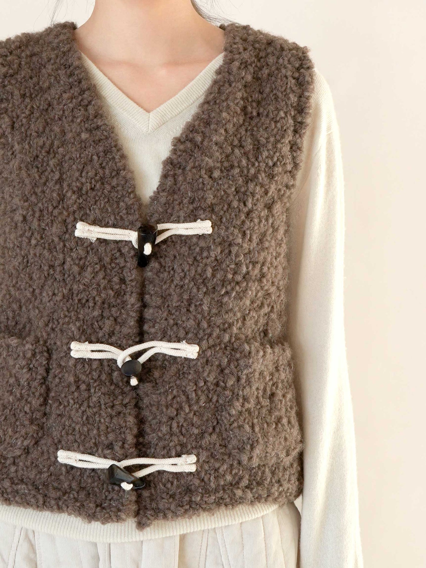 [PDF] Highland Alpaca Boucle Duffle Vest (ENGLISH)