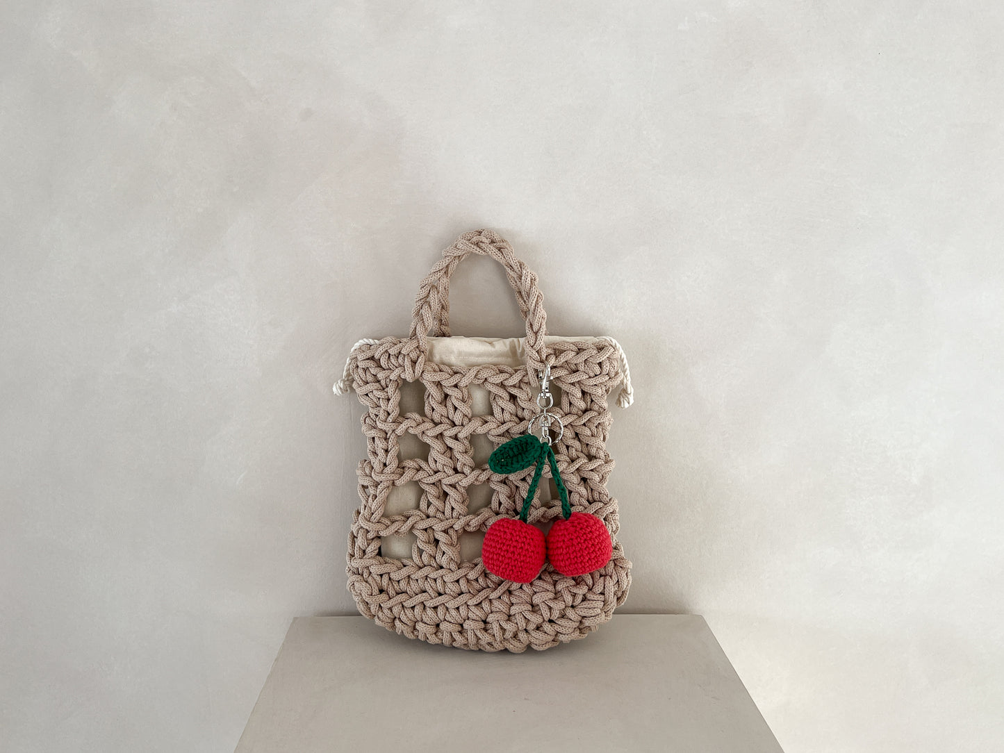 [PDF] New High Soft Tomato & Cherry Keychain (ENGLISH)