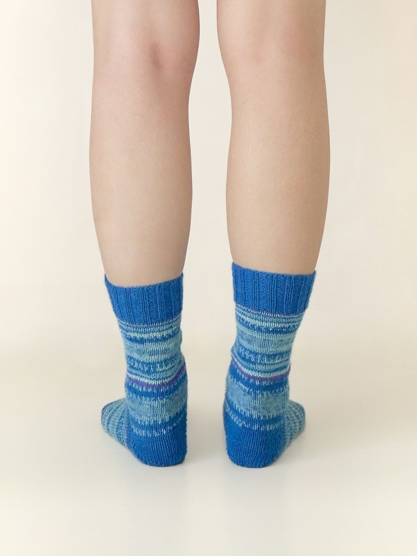 [PDF] Regia 4ply Pairfect Cuff-Down Socks (ENGLISH)