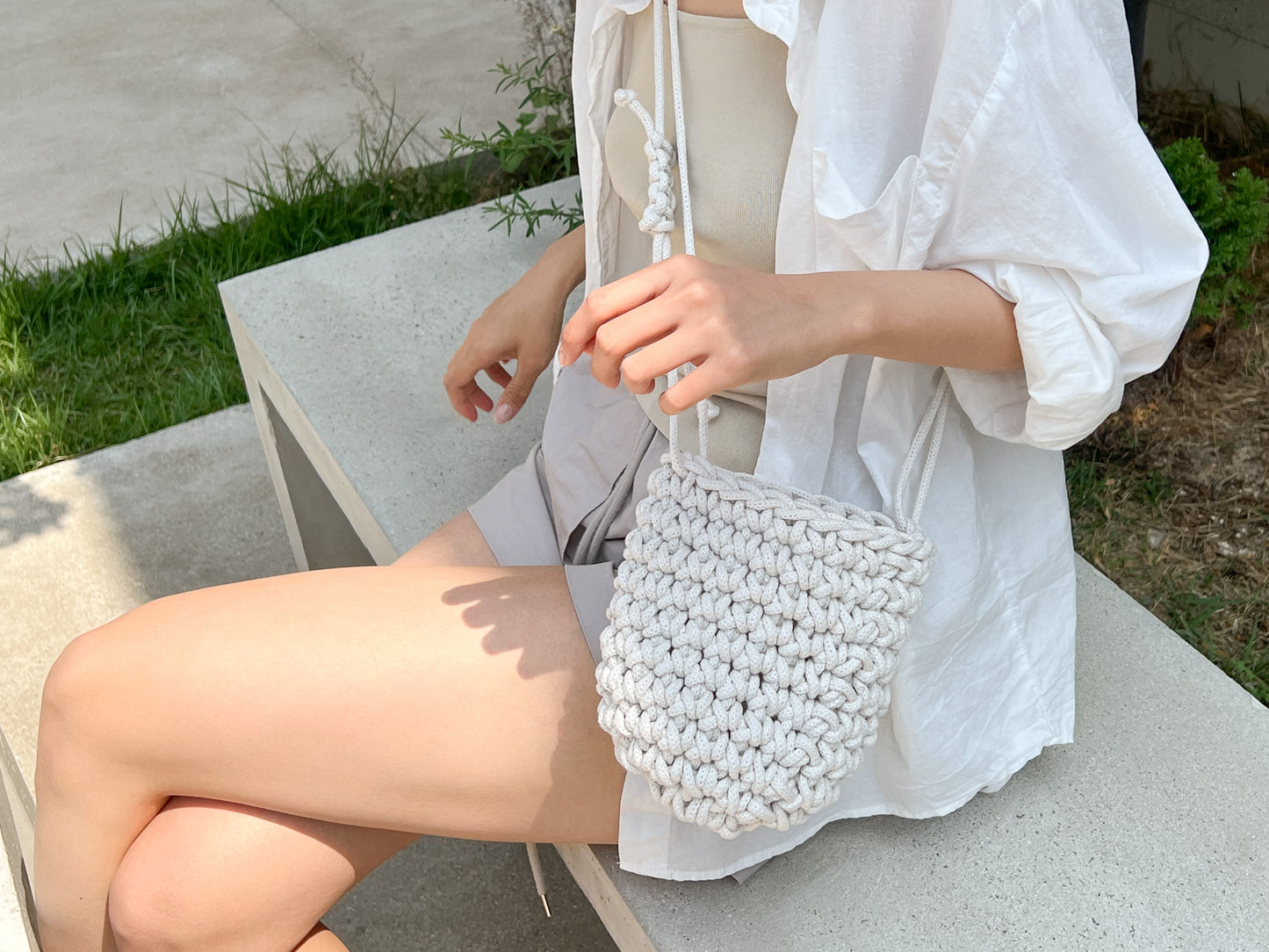 [PDF] Braided500 French Crossbody Bag (ENGLISH)