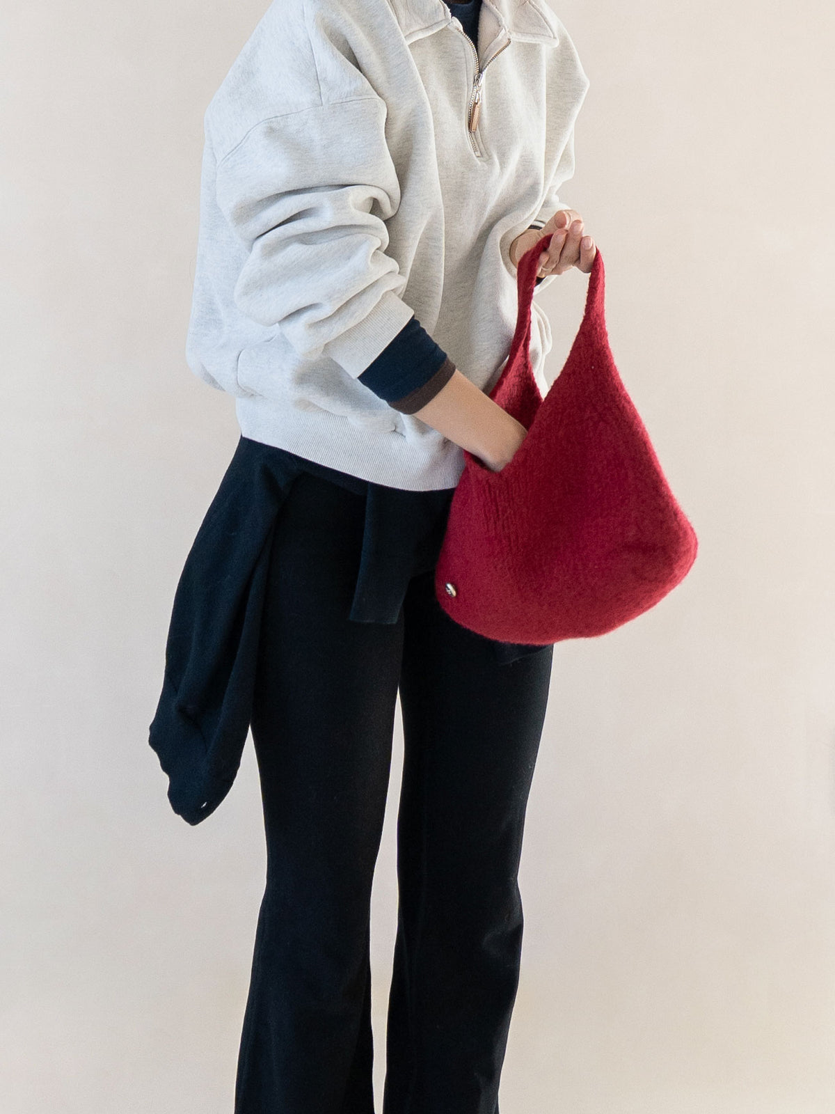 [PDF] Folk Wool Felting West Hobo Bag (ENGLISH)