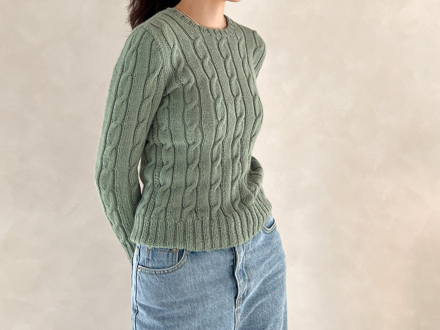 [PDF] Phil Caresse Cable Bottom-up Sweater (ENGLISH)