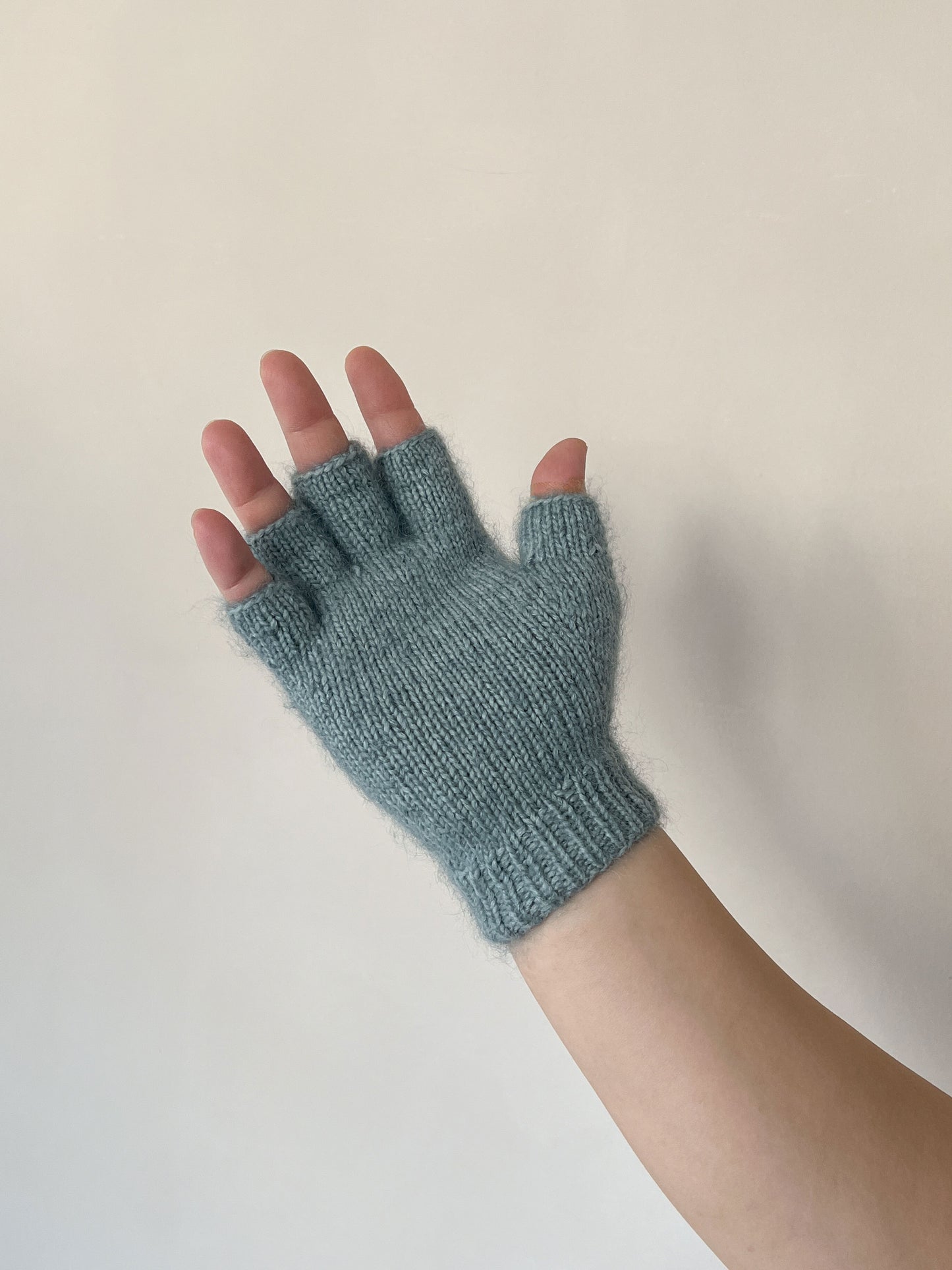 [PDF] Airy Cotton&Mulberry Silk Mohair Fingerless Gloves (ENGLISH)