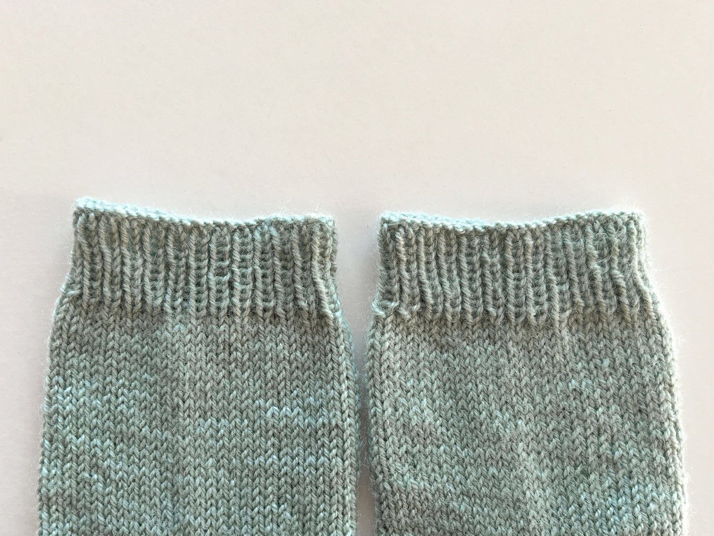 [PDF 도안] 슬로우스텝 베이직 양말 (KOREAN)