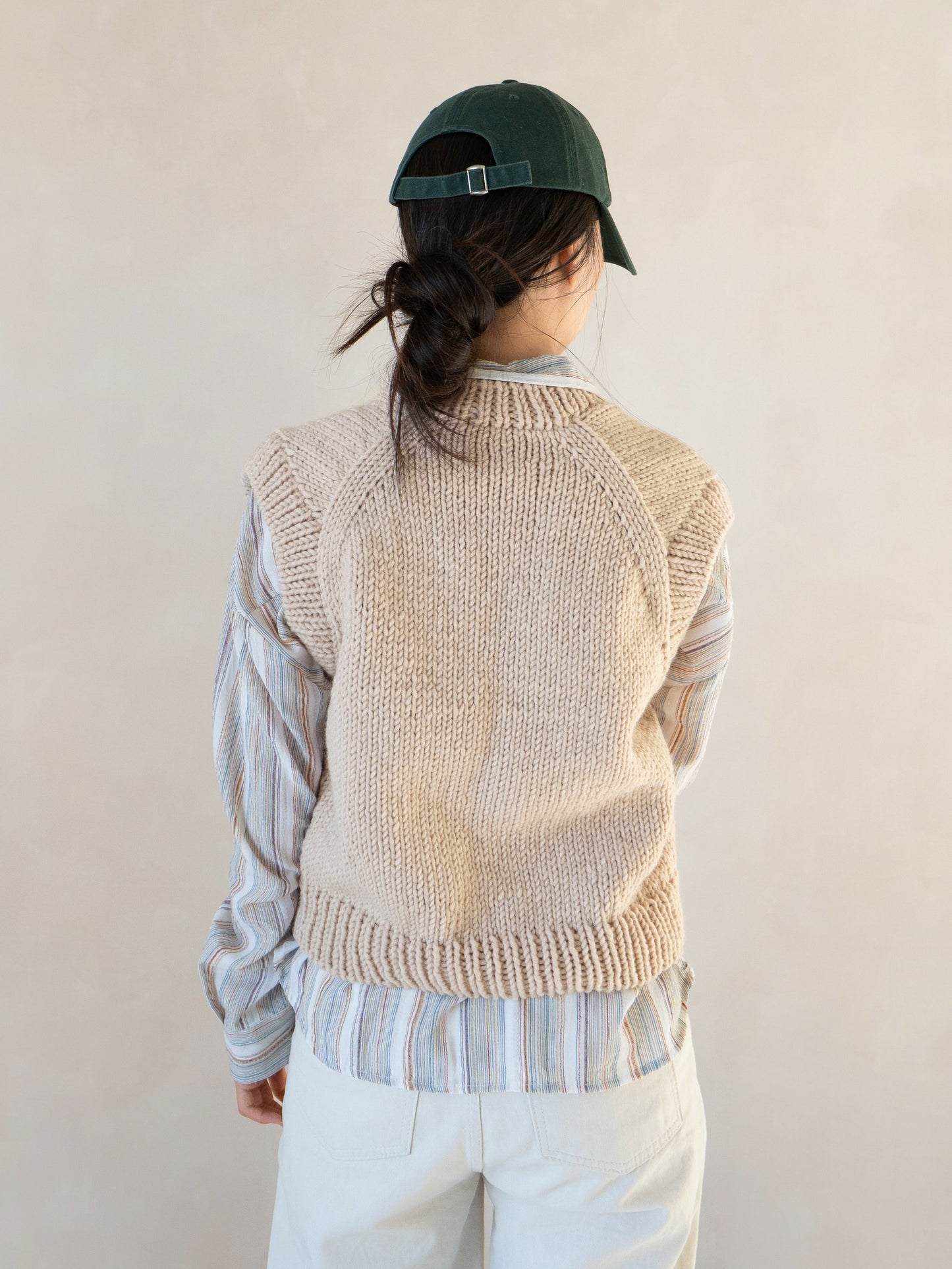 [PDF] New Teddywool Kitsch V-neck Vest (ENGLISH)