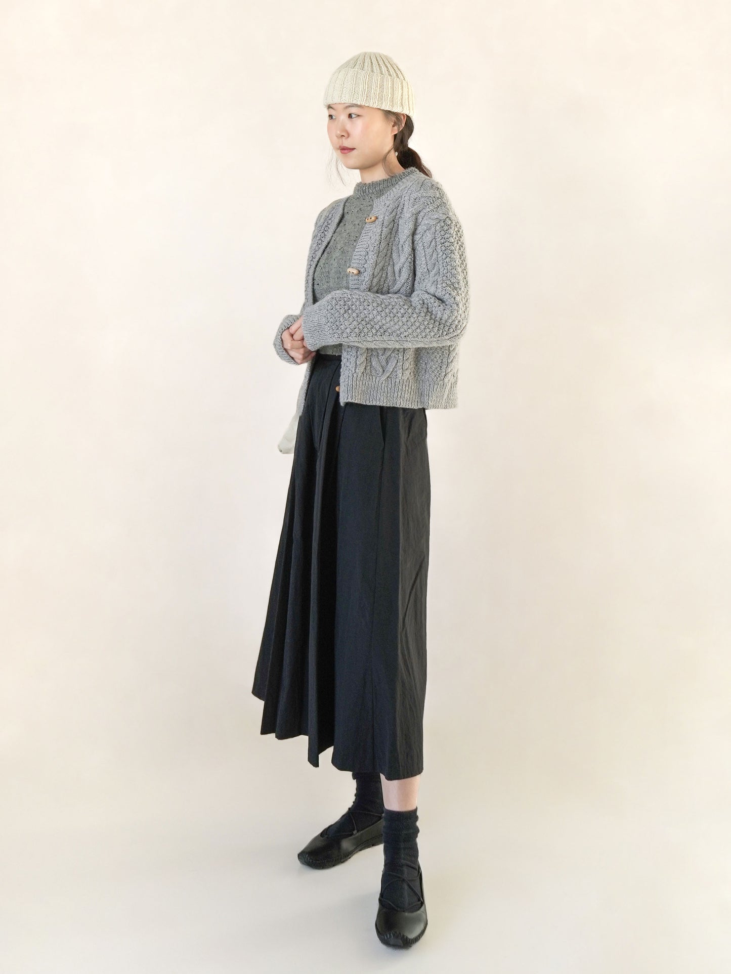 [PDF] Merino Blend DK Tweed Cropped Raglan Sweater (ENGLISH)