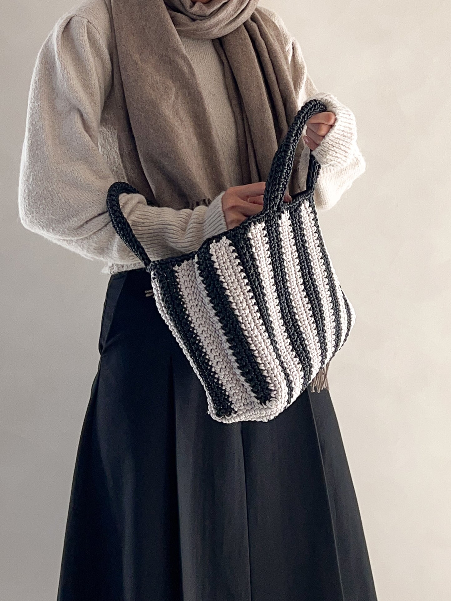 [PDF] I'm Not Leather Striped Bag (ENGLISH)