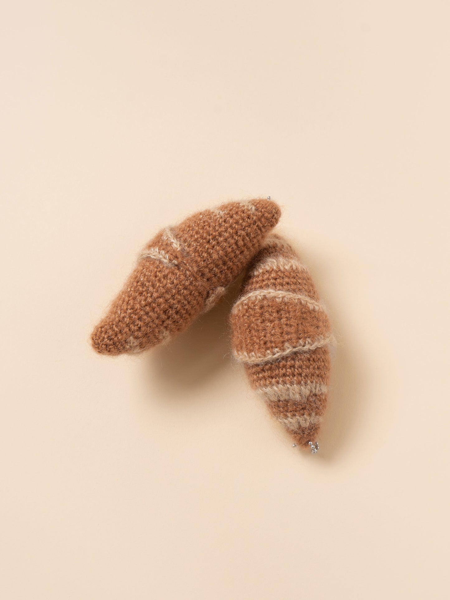 [PDF] Phil Mohair Soie Lurex&Mulberry Silk Mohair Croissant Keychain (ENGLISH)