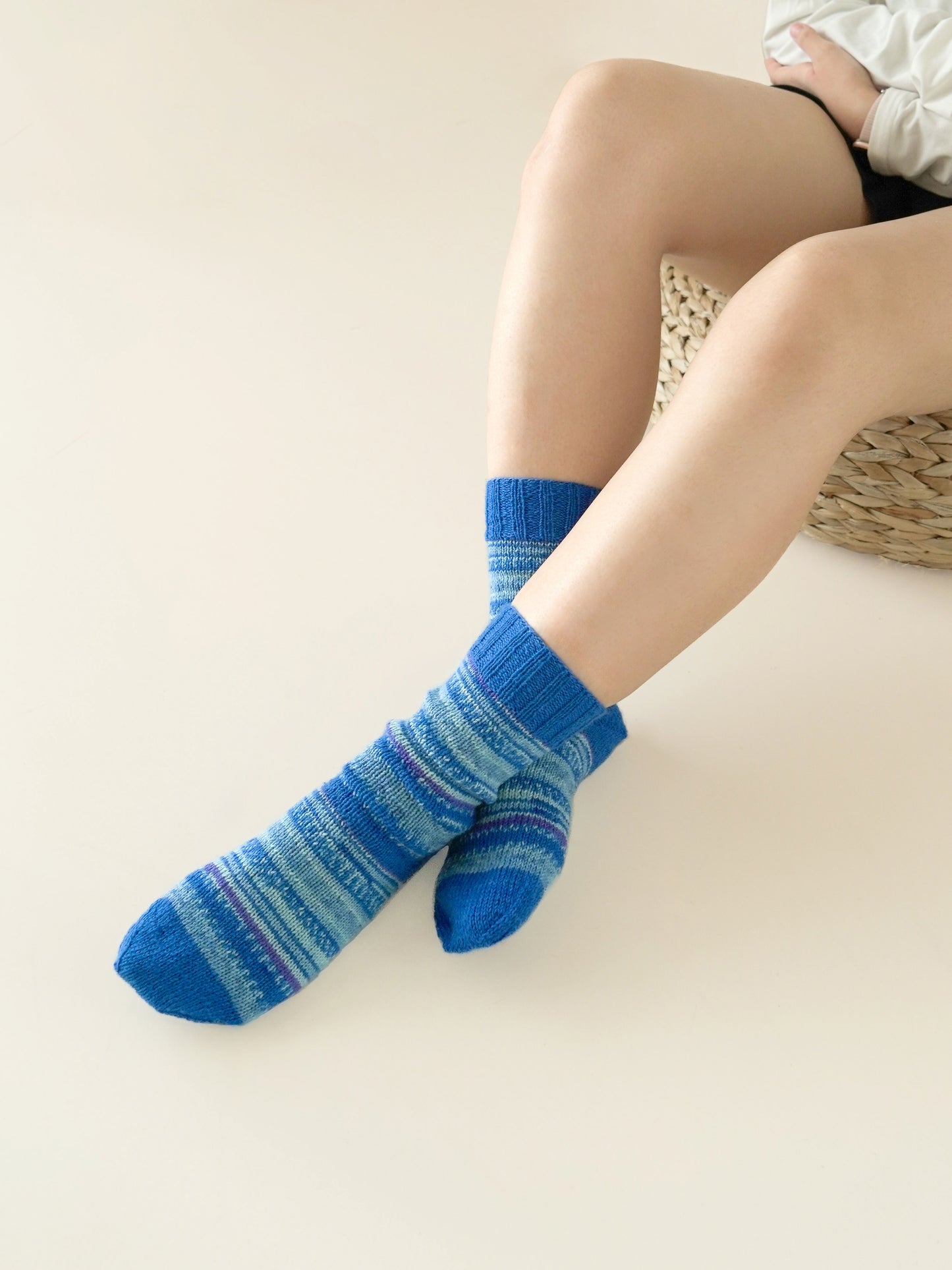 [PDF] Regia 4ply Pairfect Cuff-Down Socks (ENGLISH)