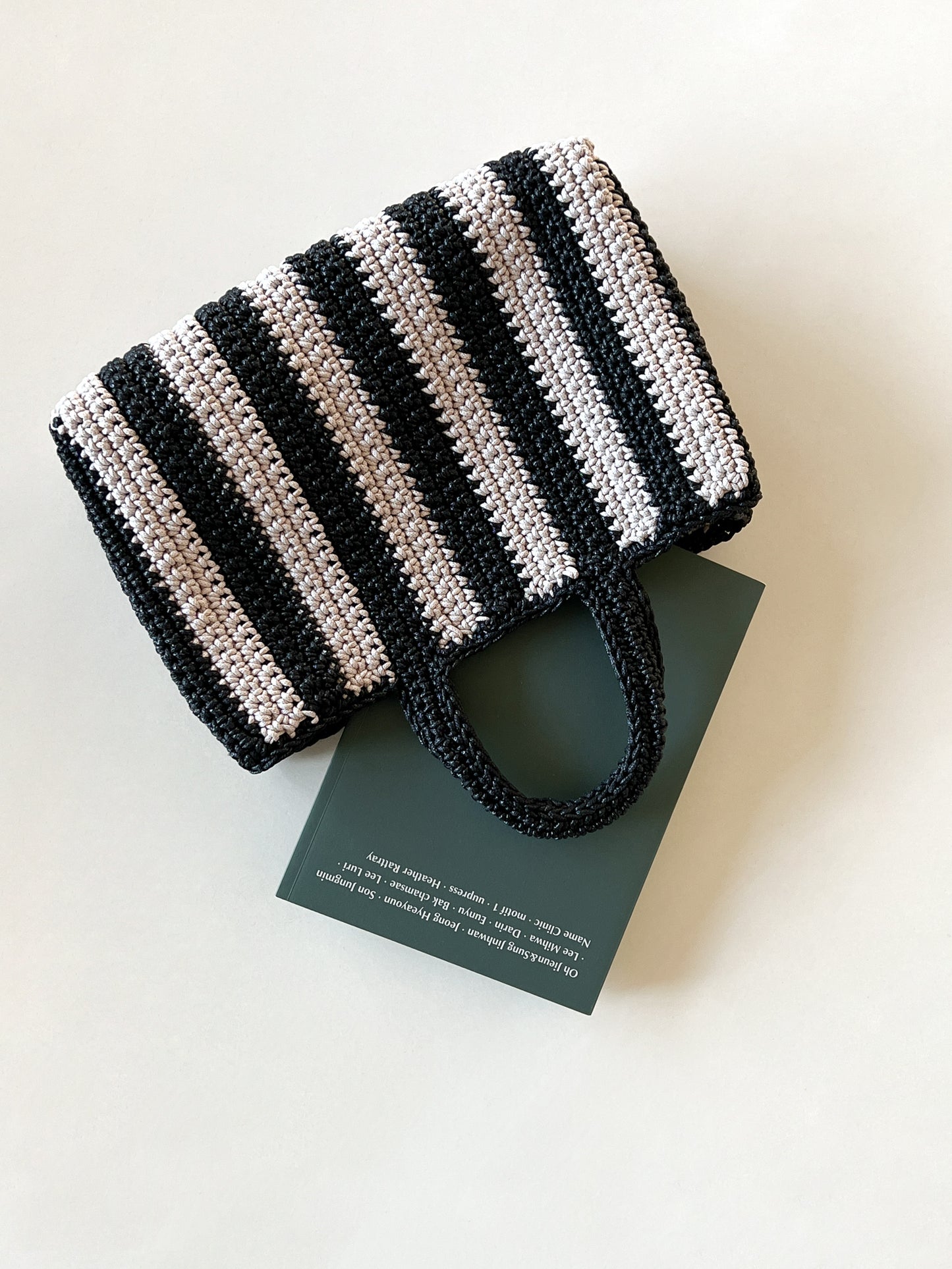 [PDF] I'm Not Leather Striped Bag (ENGLISH)
