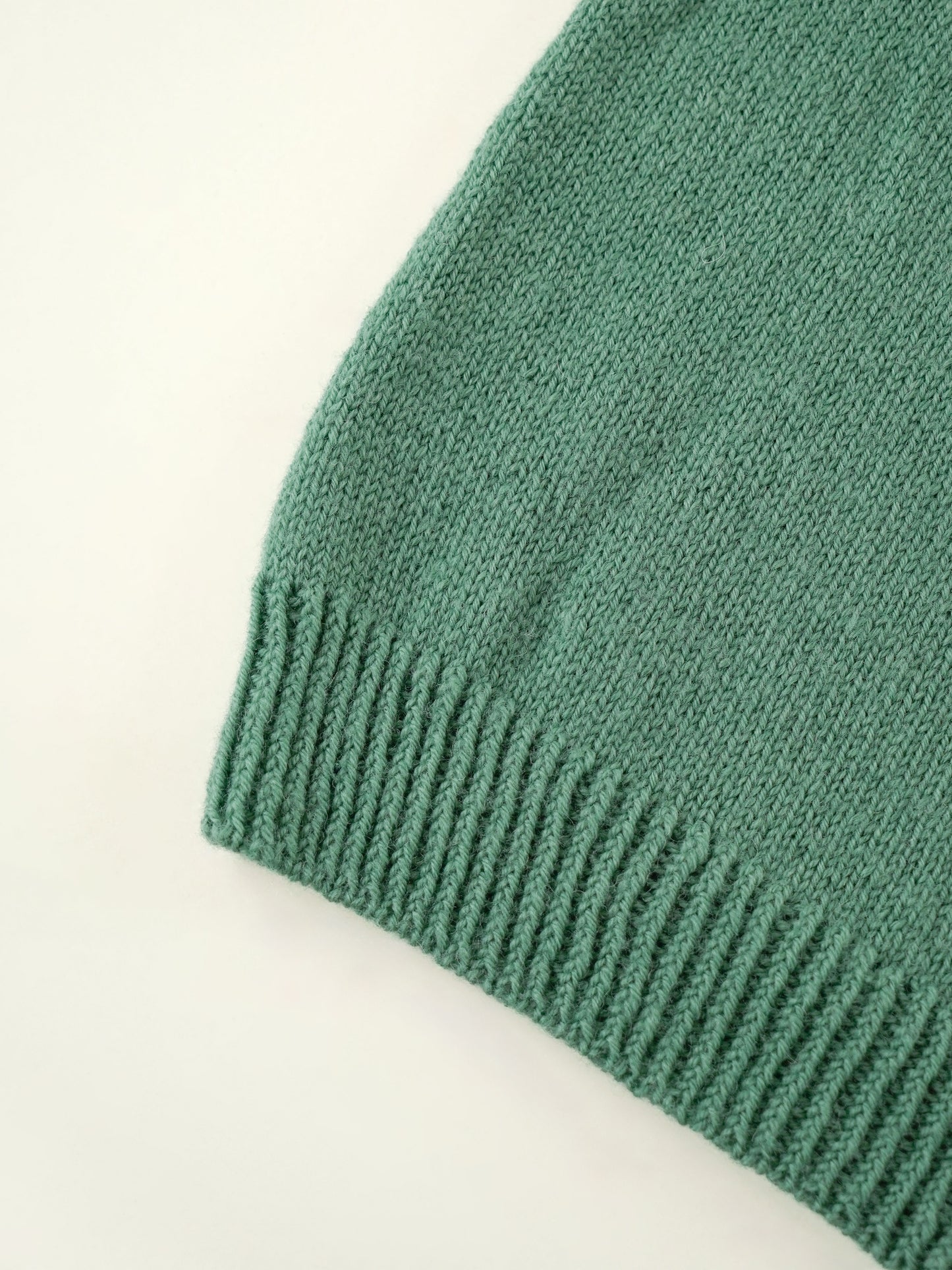 [PDF] Merino Blend Colorwork Top-down Sweater (ENGLISH)