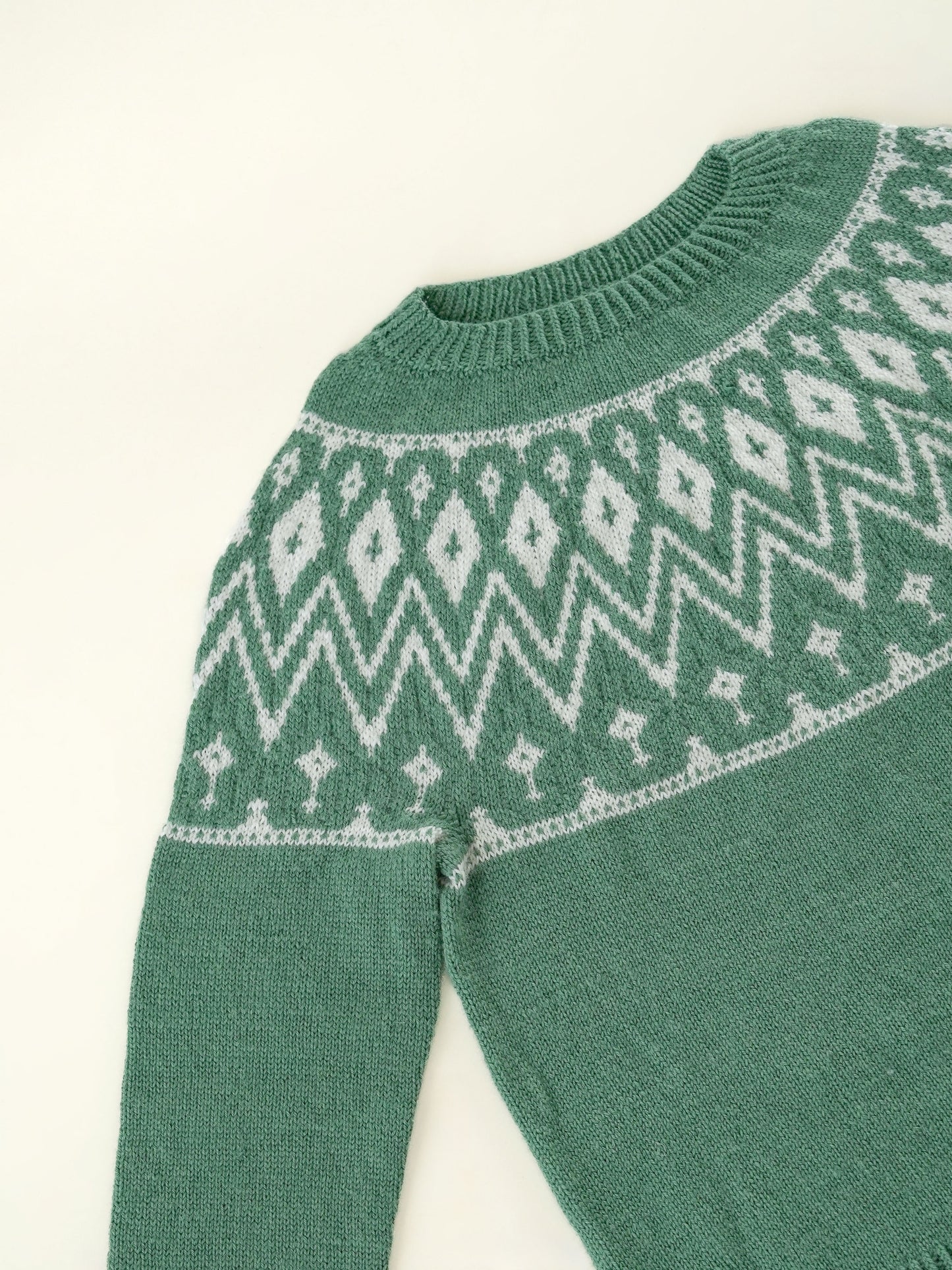 [PDF] Merino Blend Colorwork Top-down Sweater (ENGLISH)