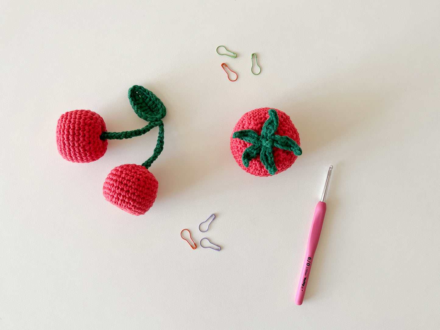 [PDF] New High Soft Tomato & Cherry Keychain (ENGLISH)