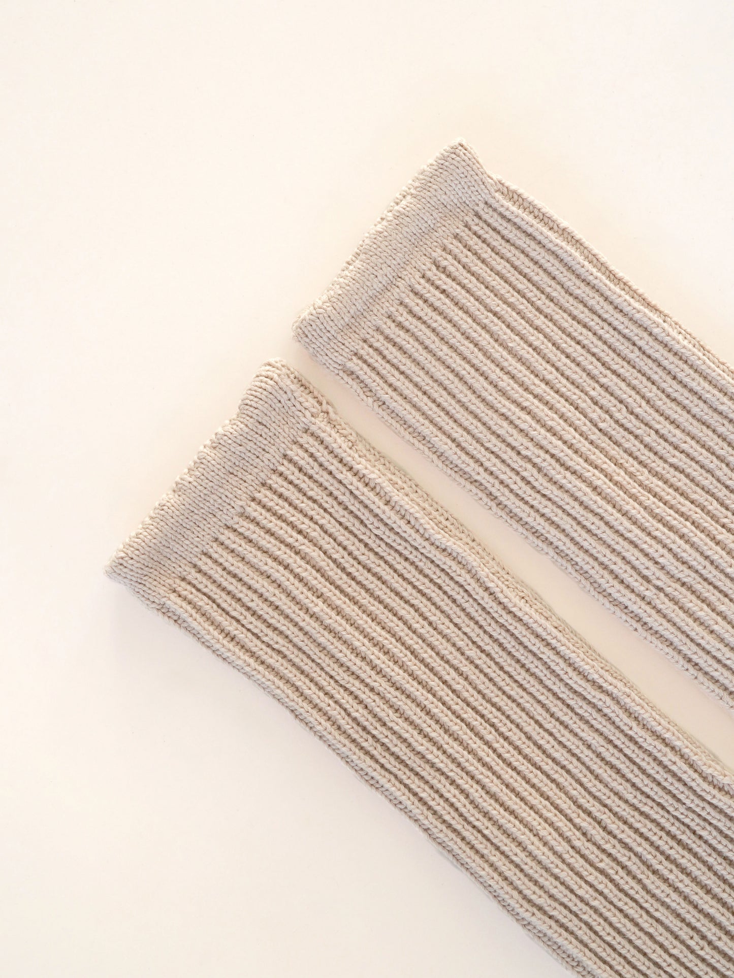 [PDF] Airy Cotton Brioche Leg Warmers (ENGLISH)