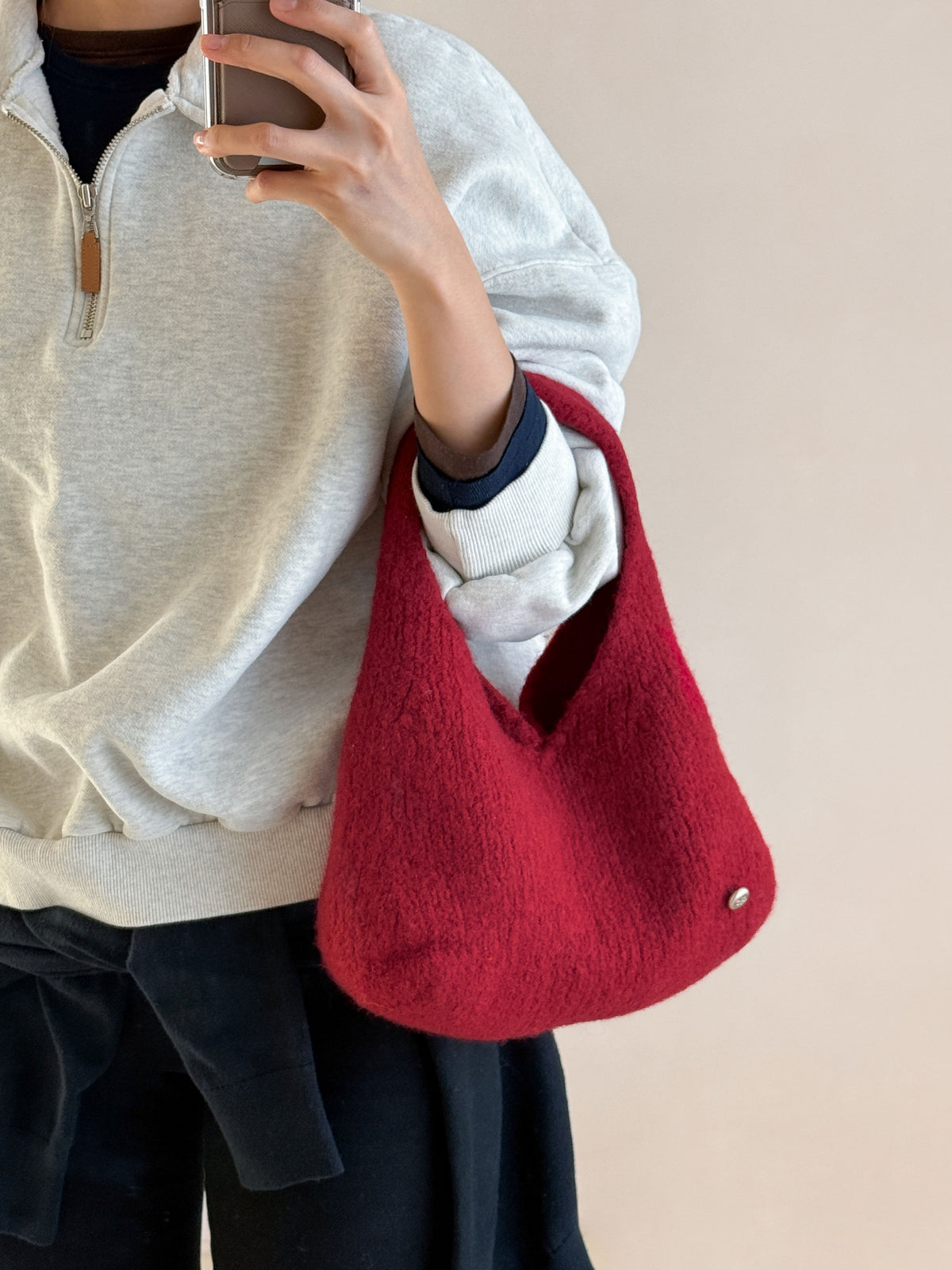 [PDF] Folk Wool Felting West Hobo Bag (ENGLISH)