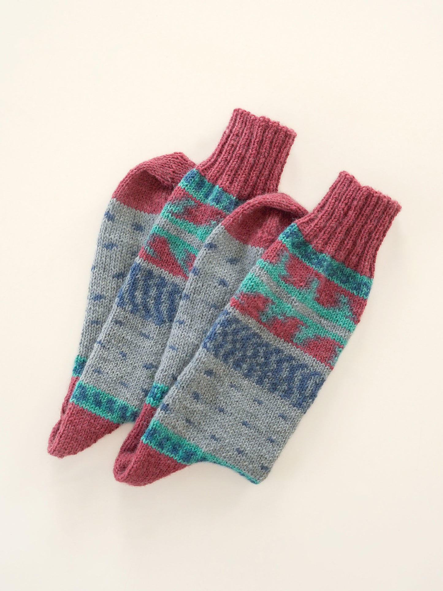 [PDF] Regia 4ply Pairfect Cuff-Down Socks (ENGLISH)