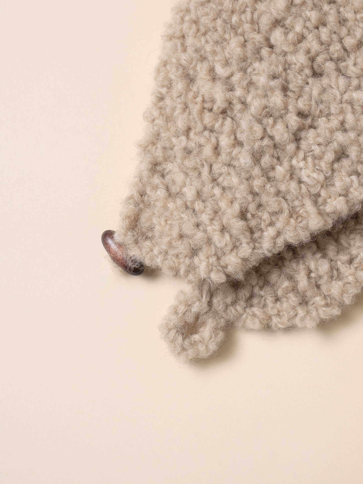 [PDF] Highland Alpaca Boucle Earflap Hat (ENGLISH)