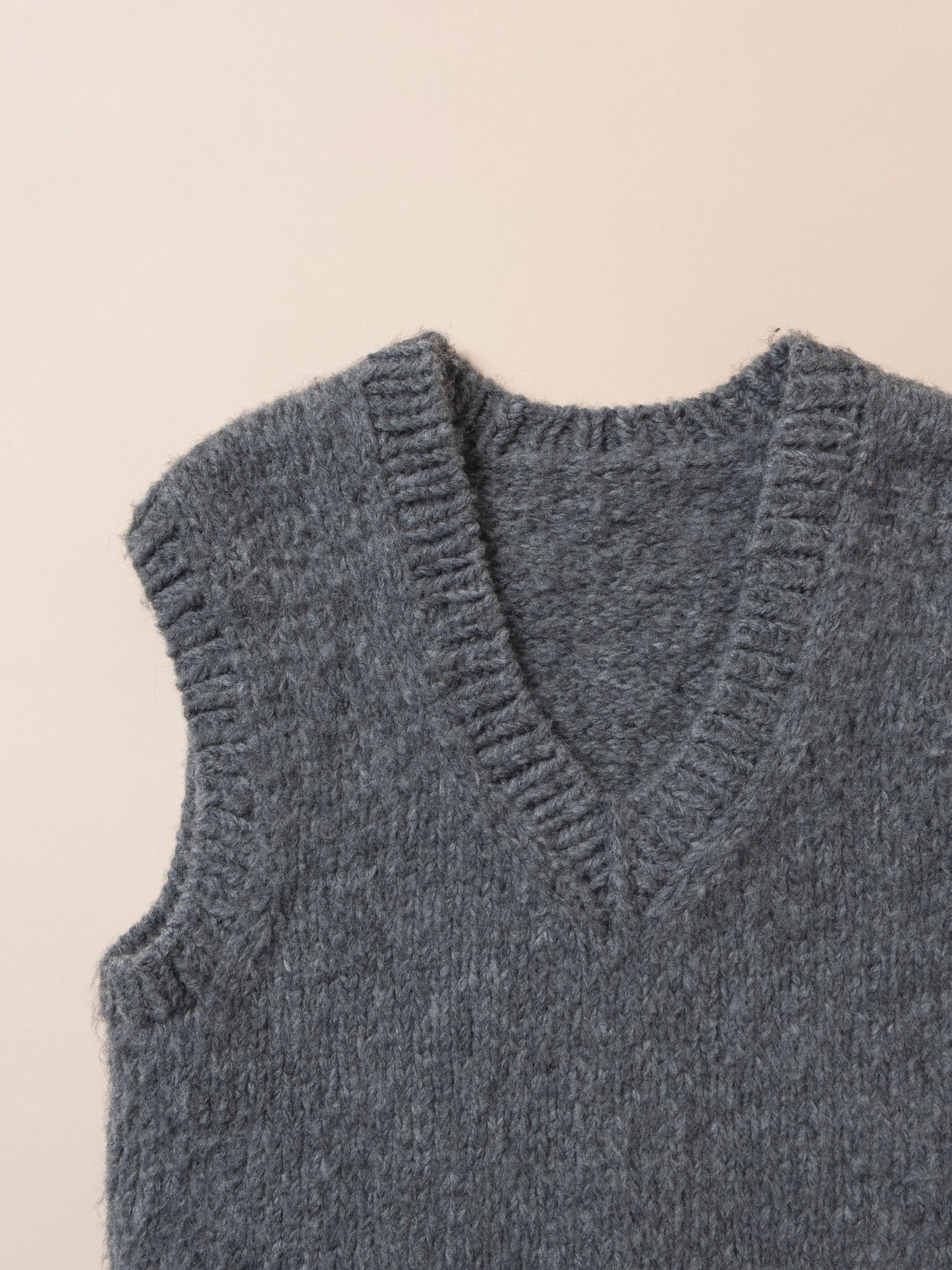 [PDF] Wool-Al-Co Basic V-Neck Vest (ENGLISH)