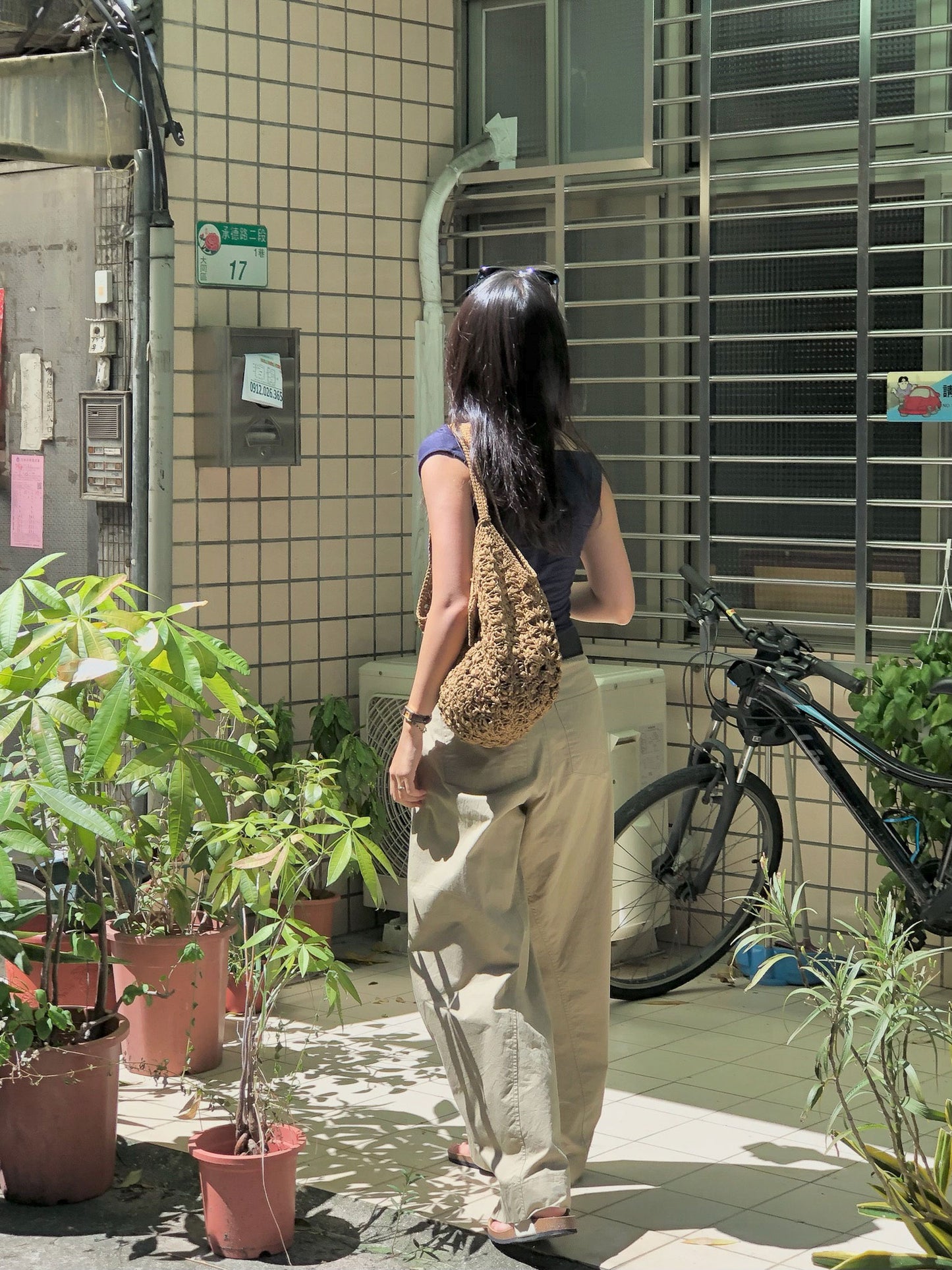 [PDF] Cupro Raffia Fengli Su Net Bag (ENGLISH)
