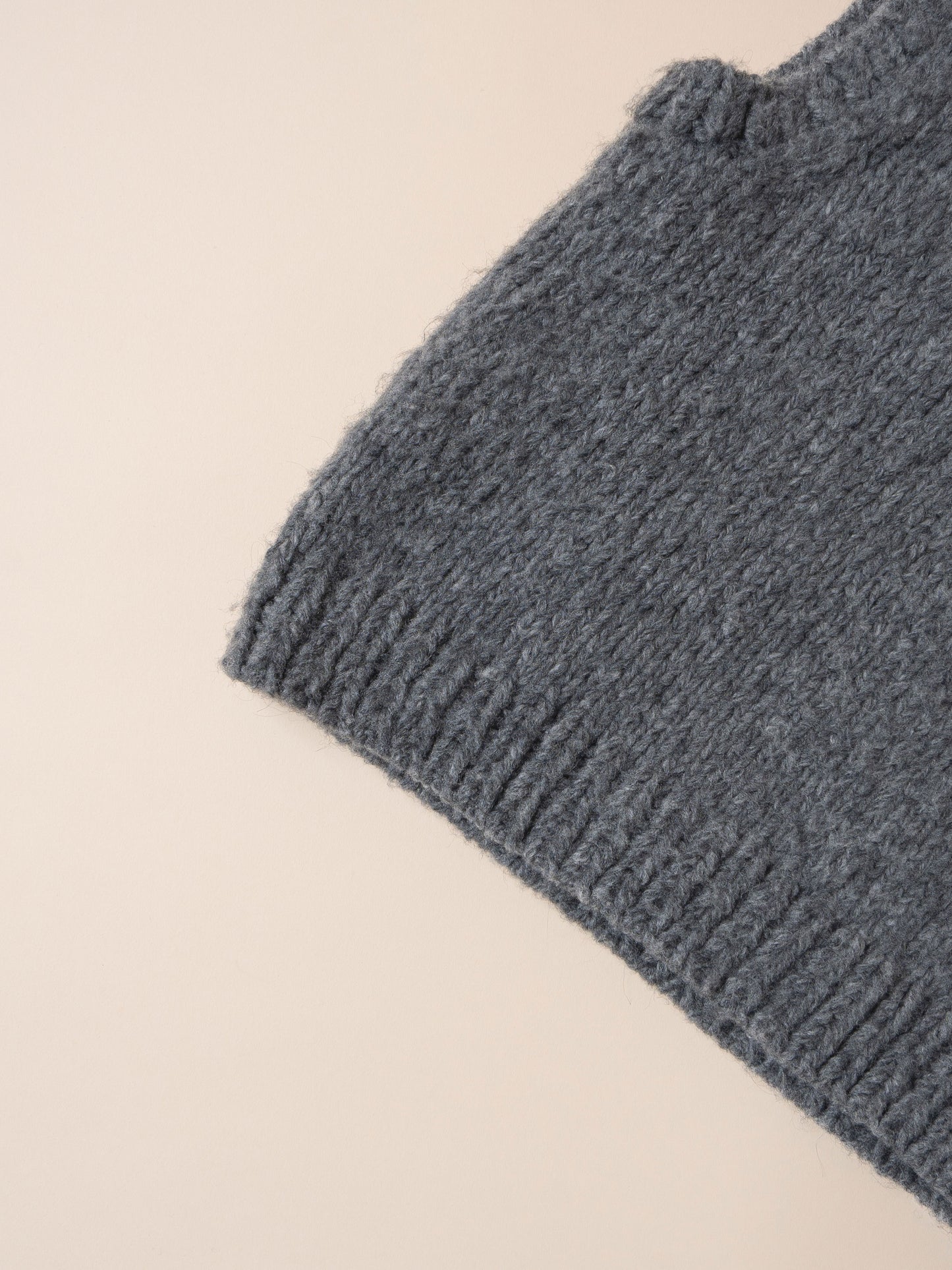 [PDF] Wool-Al-Co Basic V-Neck Vest (ENGLISH)