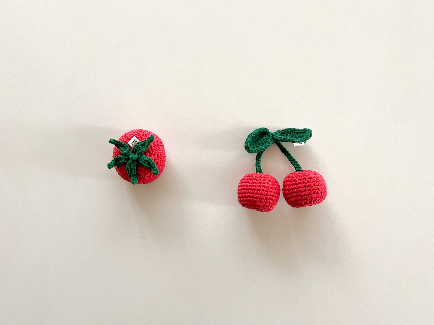 [PDF] New High Soft Tomato & Cherry Keychain (ENGLISH)