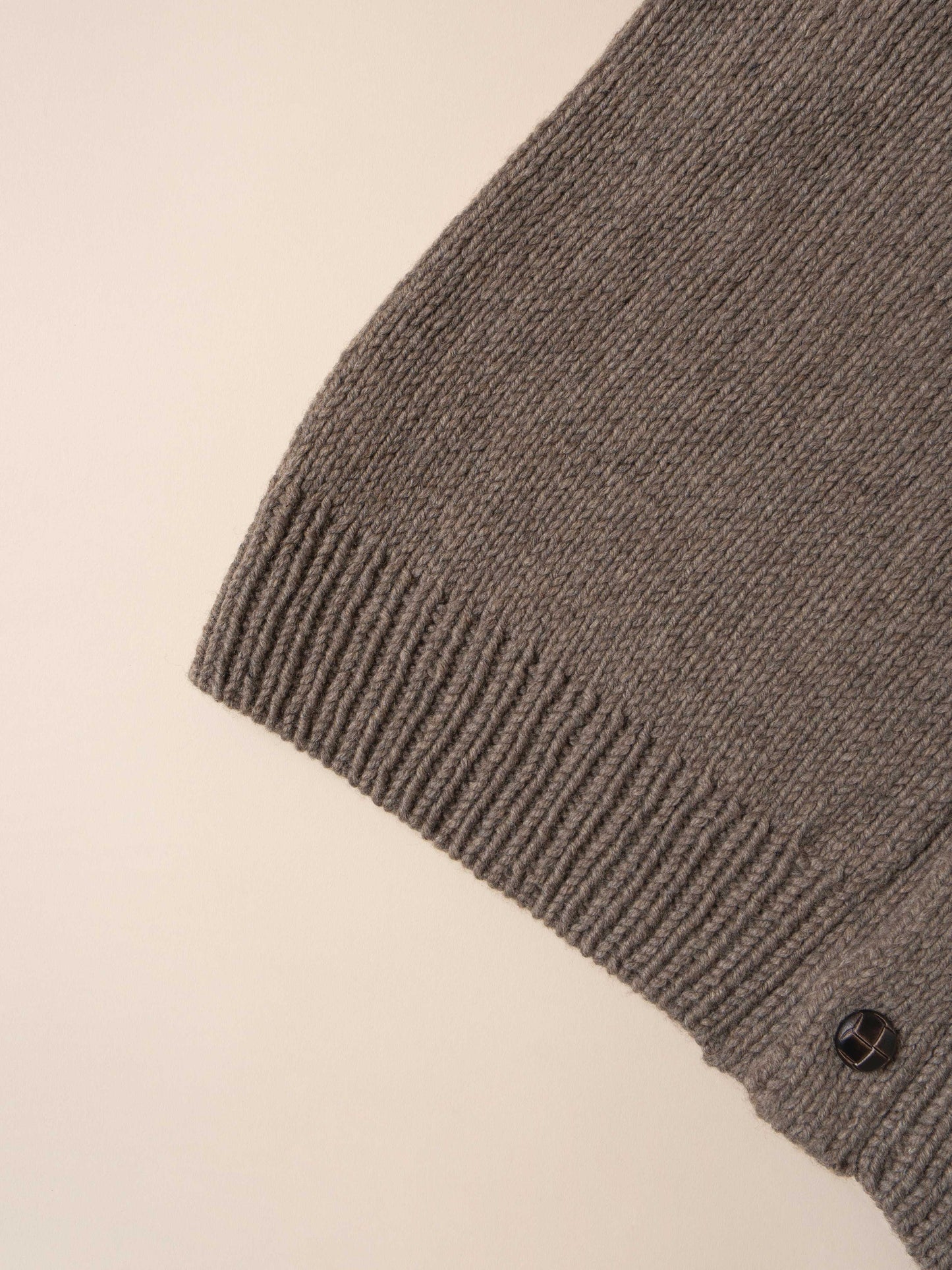 [PDF] Regal Wool Lowkey Cardigan – Chunky Version (ENGLISH)