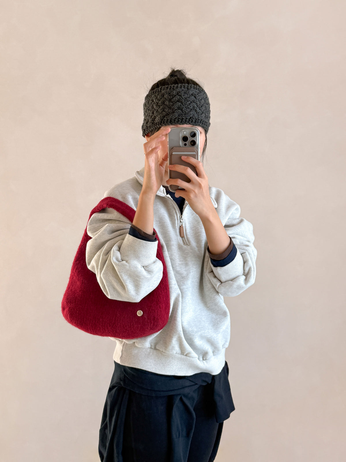[PDF] Folk Wool Felting West Hobo Bag (ENGLISH)