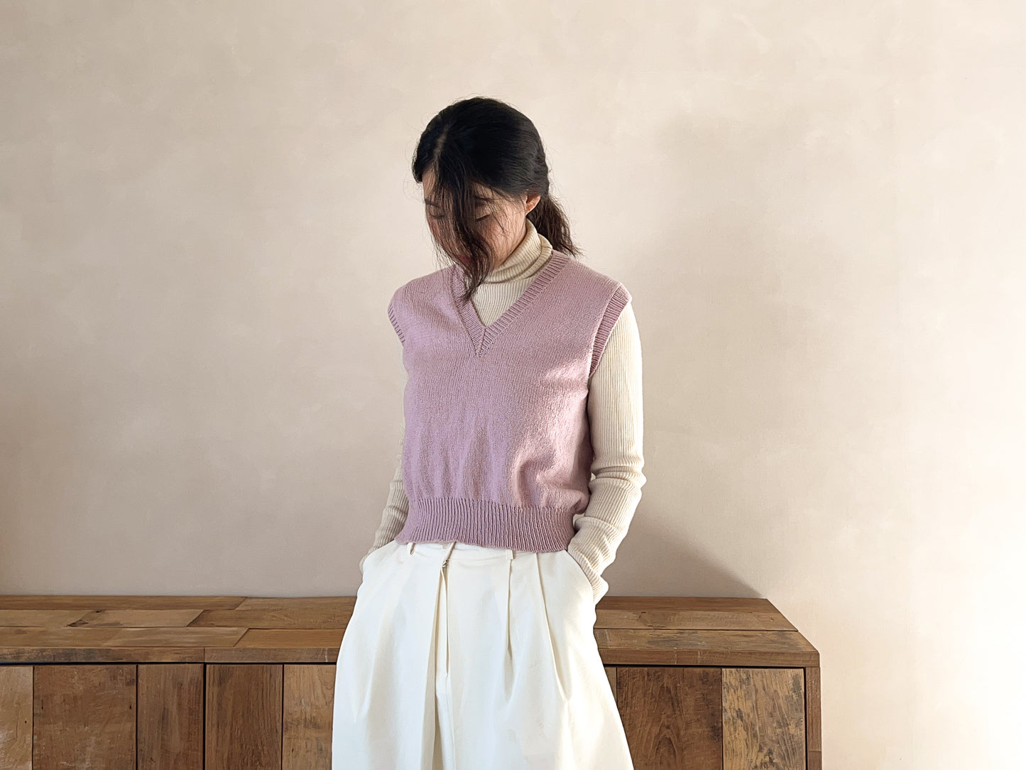 [PDF] Airy Cotton Basic V-neck Vest (ENGLISH)