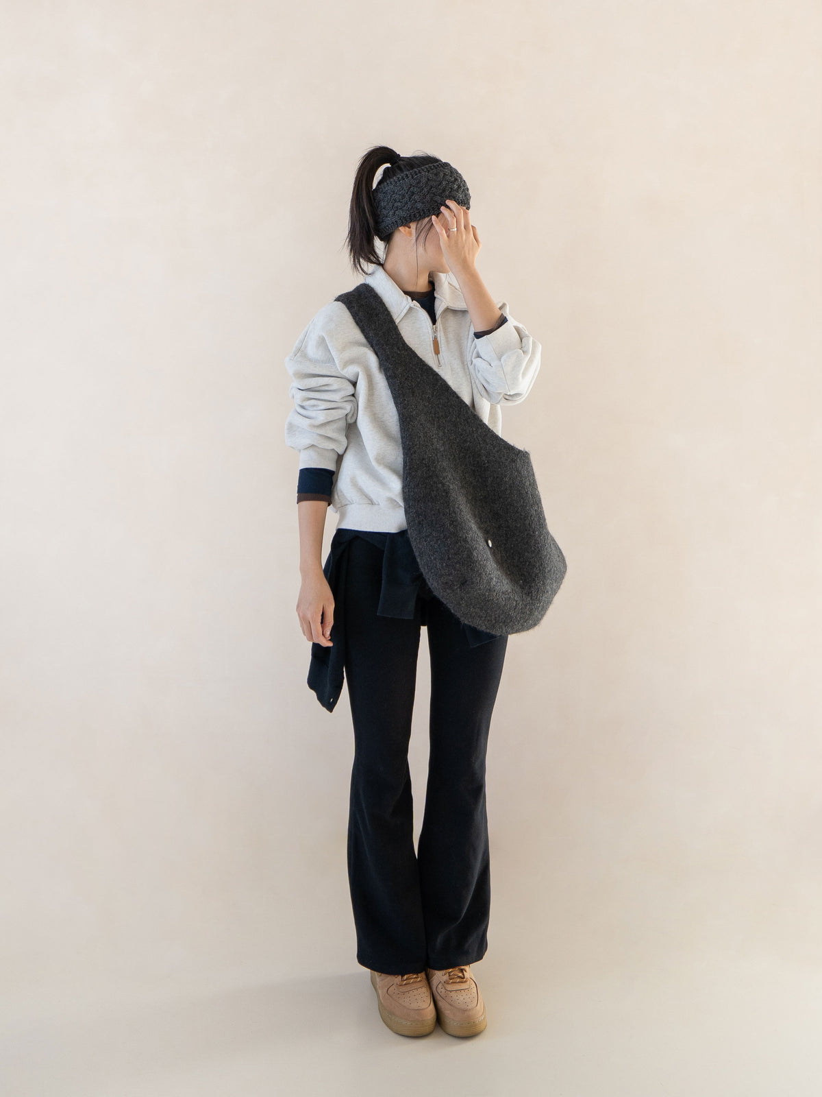 [PDF] Folk Wool Felting West Hobo Bag (ENGLISH)