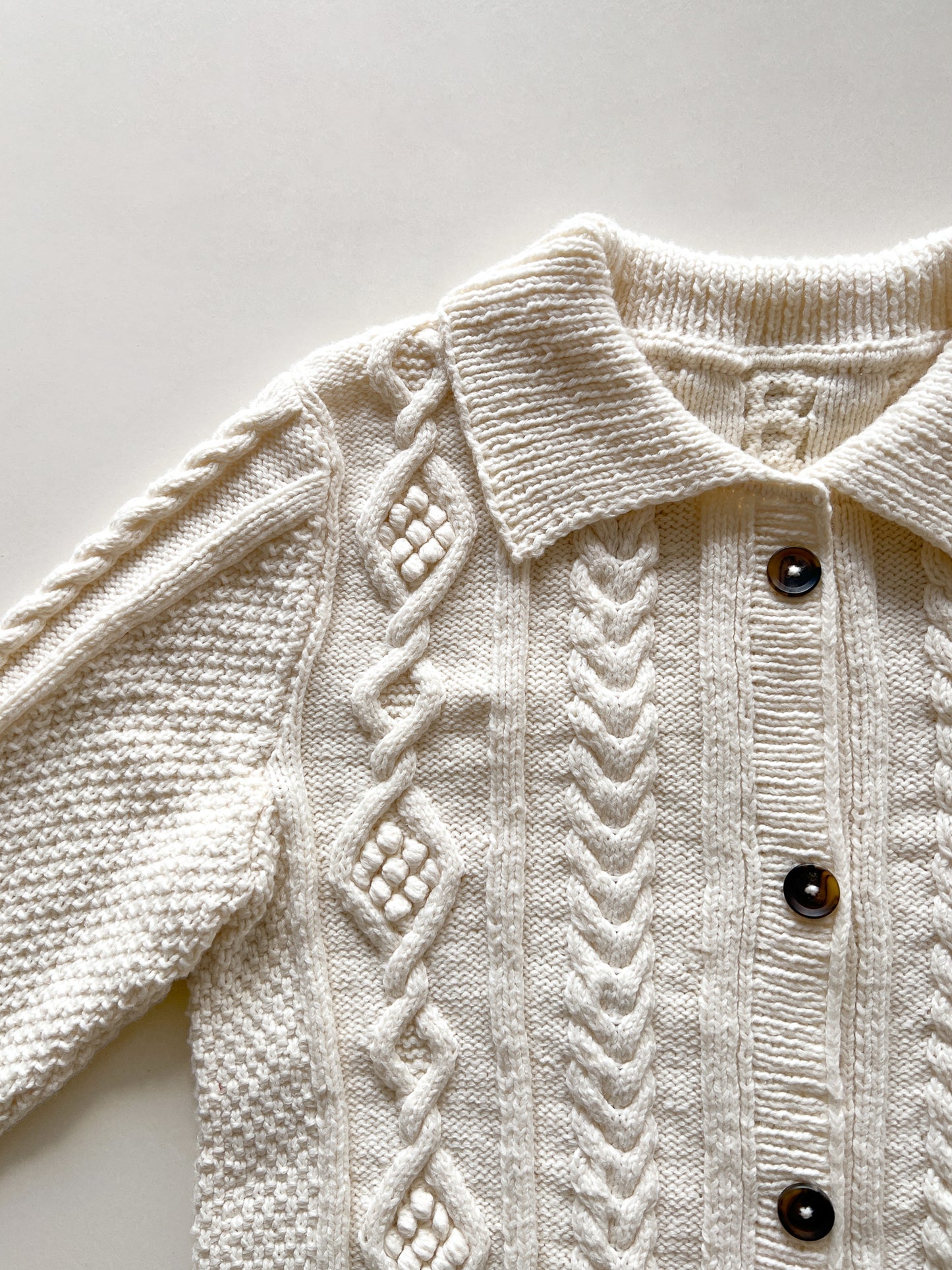 [PDF] Airy Cotton Vintage Granny Cardigan (ENGLISH)