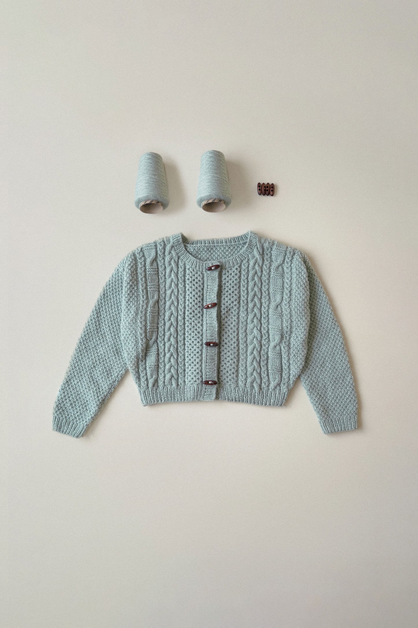 [PDF] Fairy Peanut Cable Cardigan (ENGLISH)