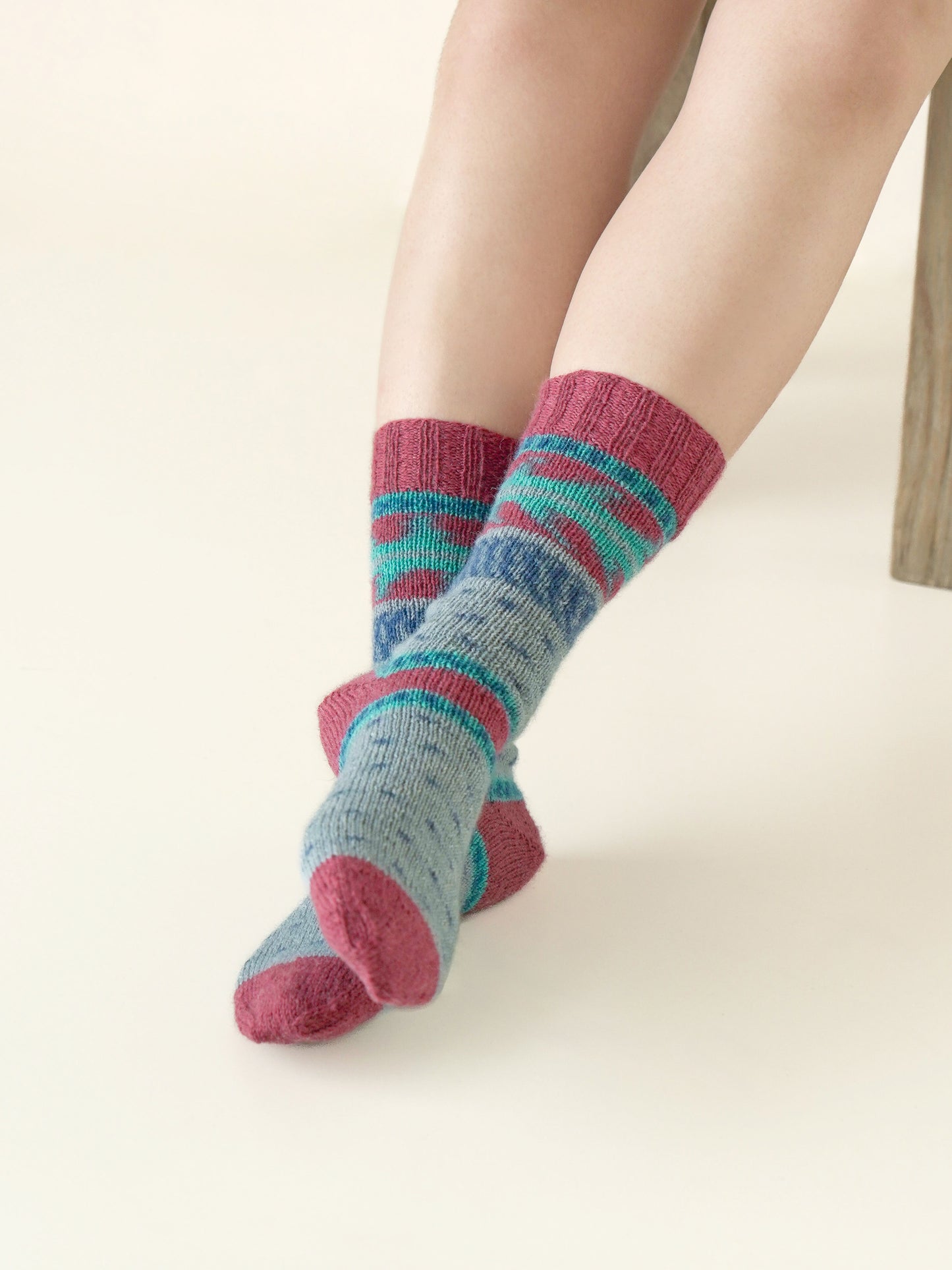 [PDF] Regia 4ply Pairfect Cuff-Down Socks (ENGLISH)