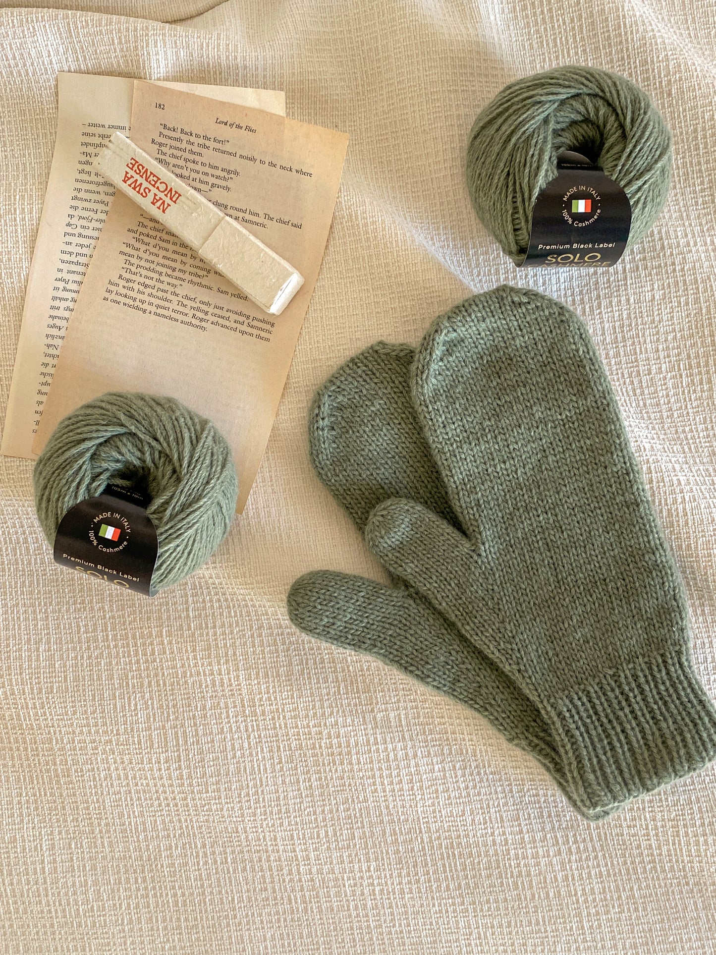 [PDF 도안] 솔로 캐시미어 손모아 장갑 (KOREAN)