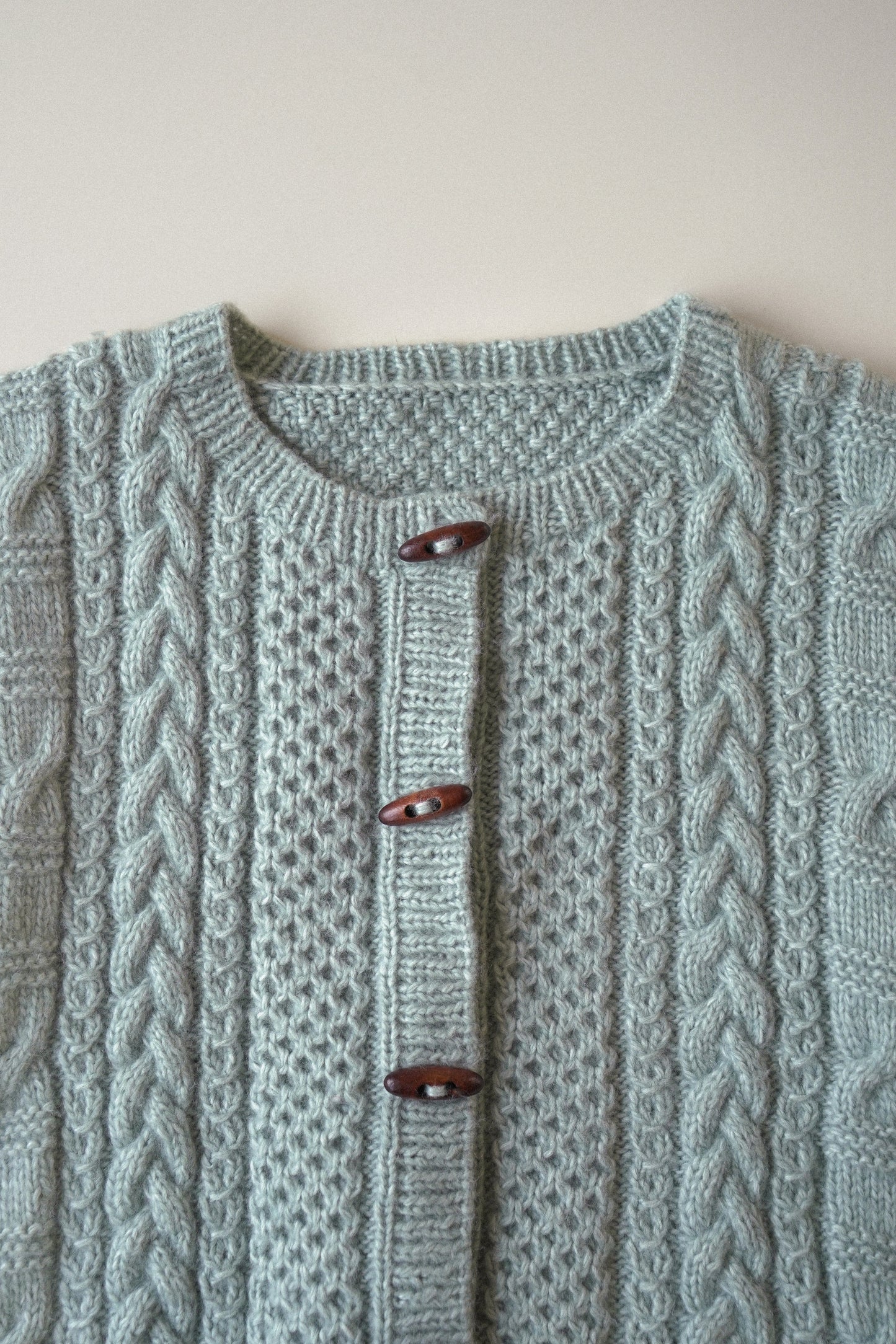 [PDF] Fairy Peanut Cable Cardigan (ENGLISH)