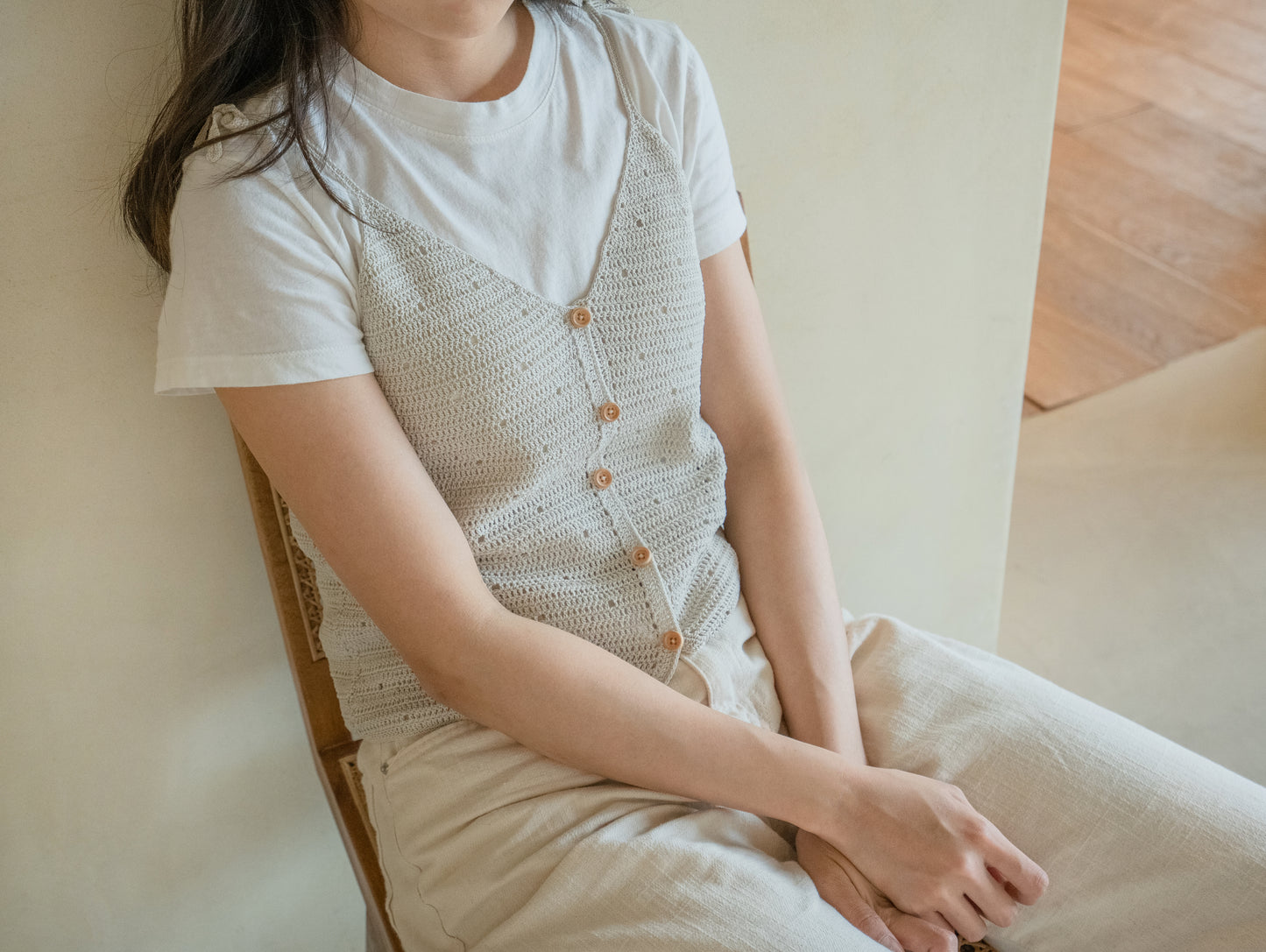 [PDF] Casaria Eyelet Bustier Top (ENGLISH)