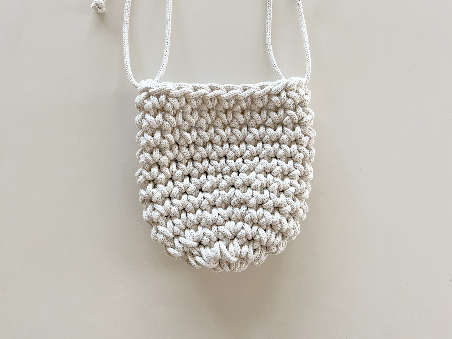 [PDF] Braided500 French Crossbody Bag (ENGLISH)