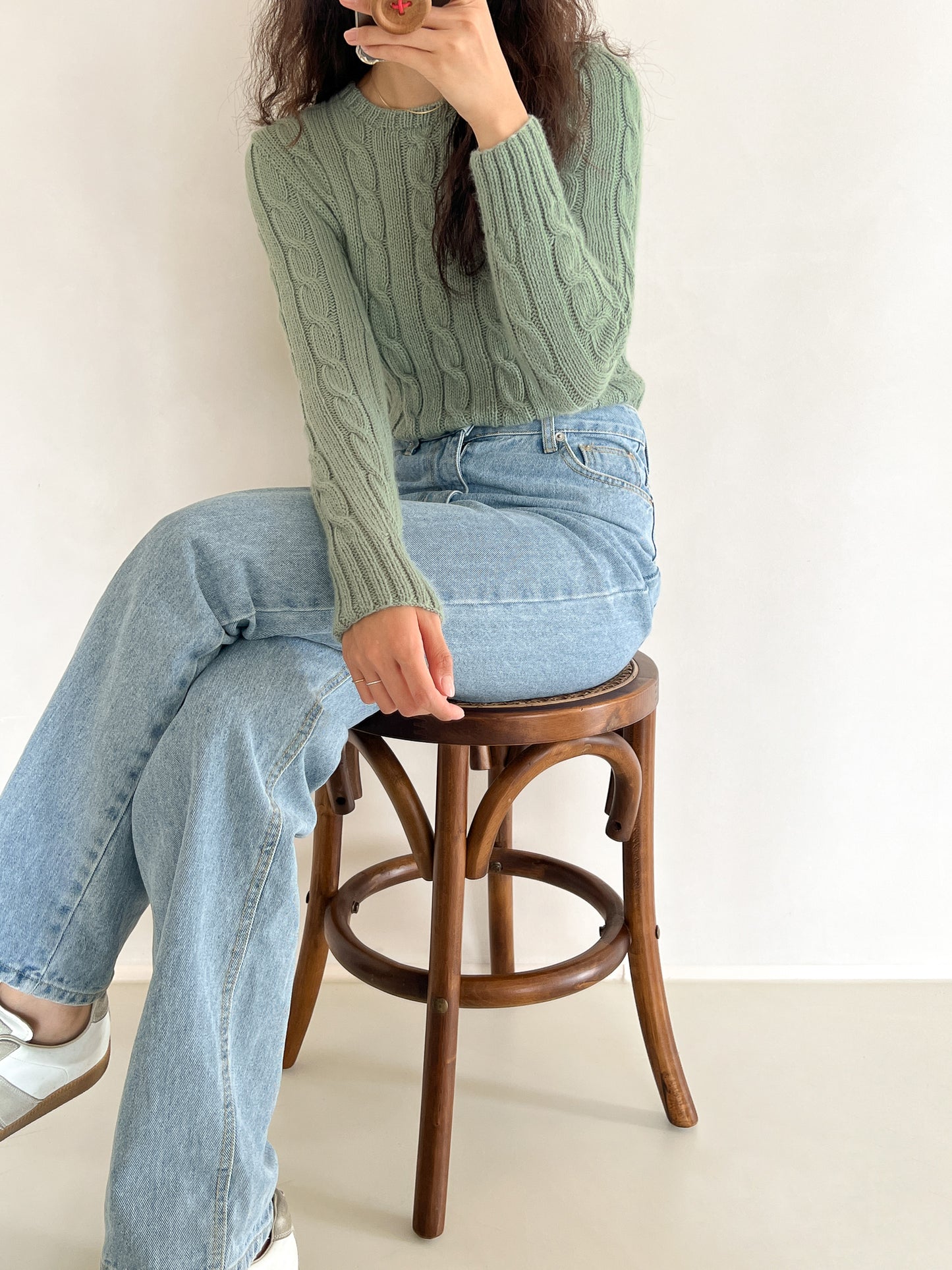 [PDF] Phil Caresse Cable Bottom-up Sweater (ENGLISH)