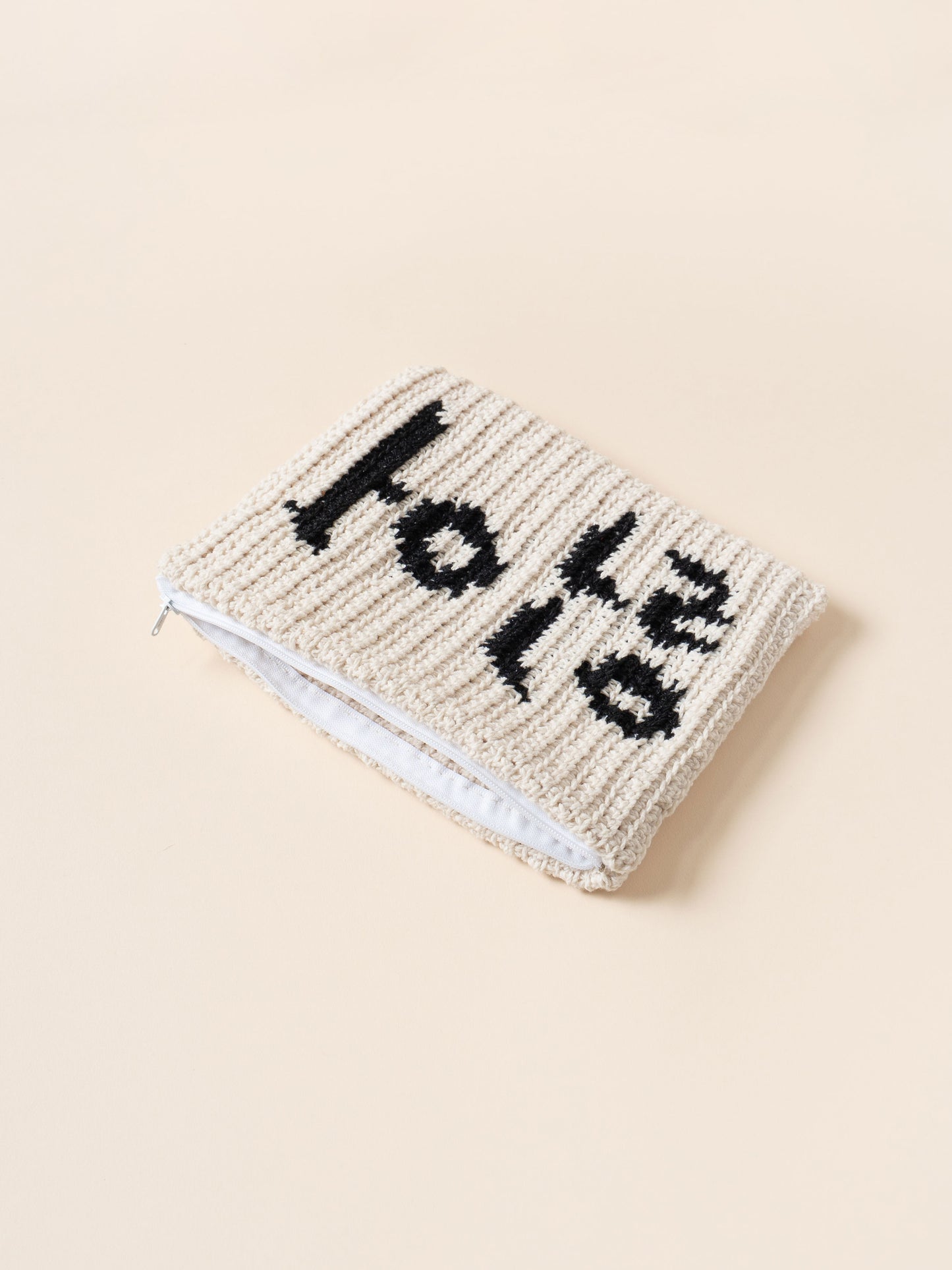 [PDF] Gadan “Read” Zippered Book Sleeve (ENGLISH)