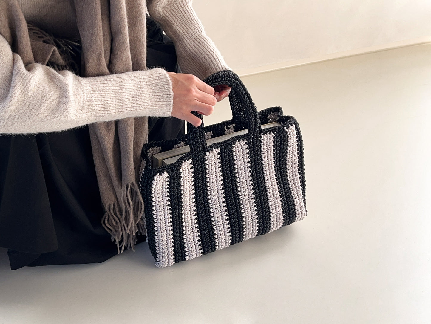 [PDF] I'm Not Leather Striped Bag (ENGLISH)