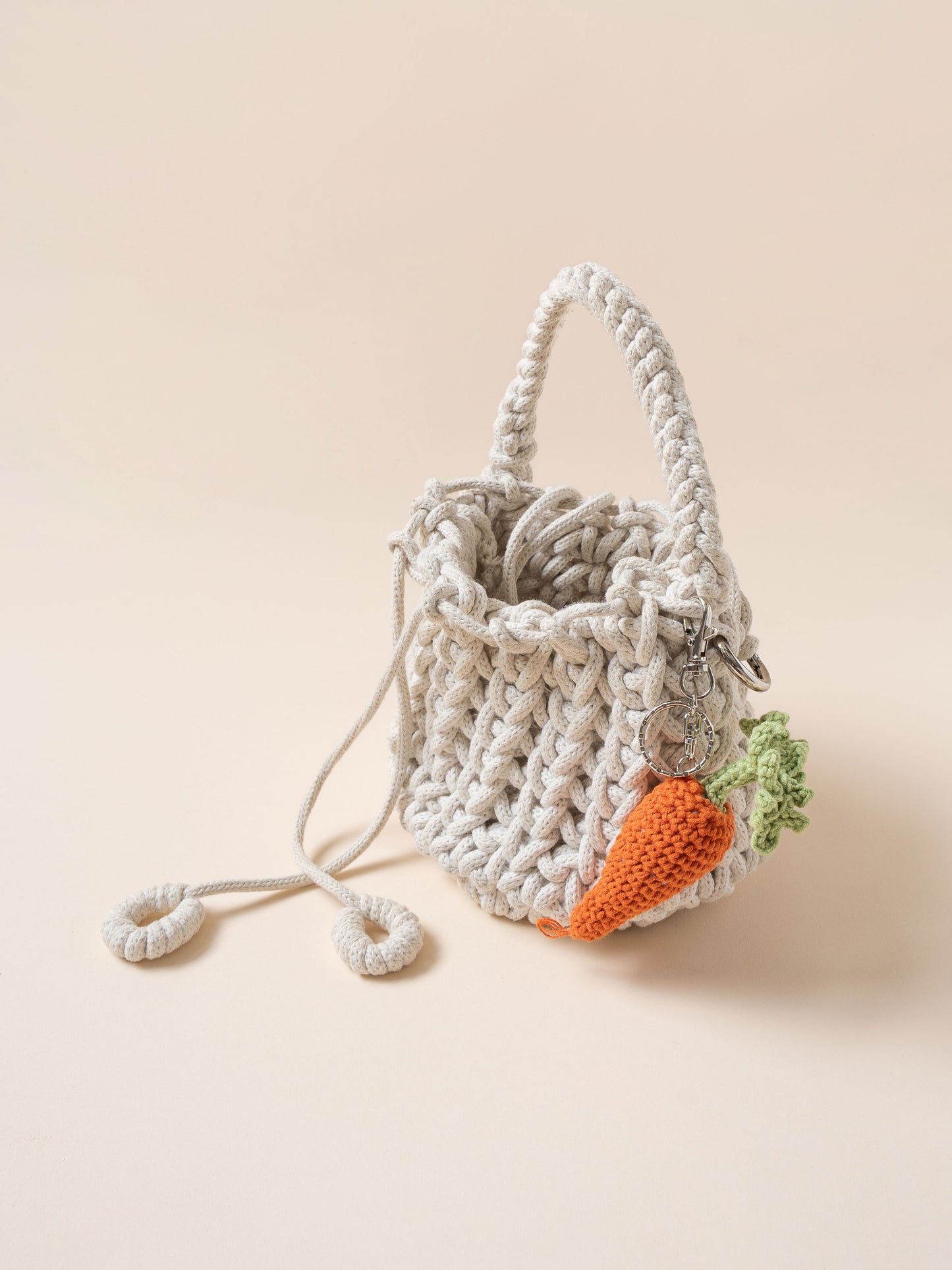 [PDF] New High Soft Pumpkin & Carrot Keychain (ENGLISH)