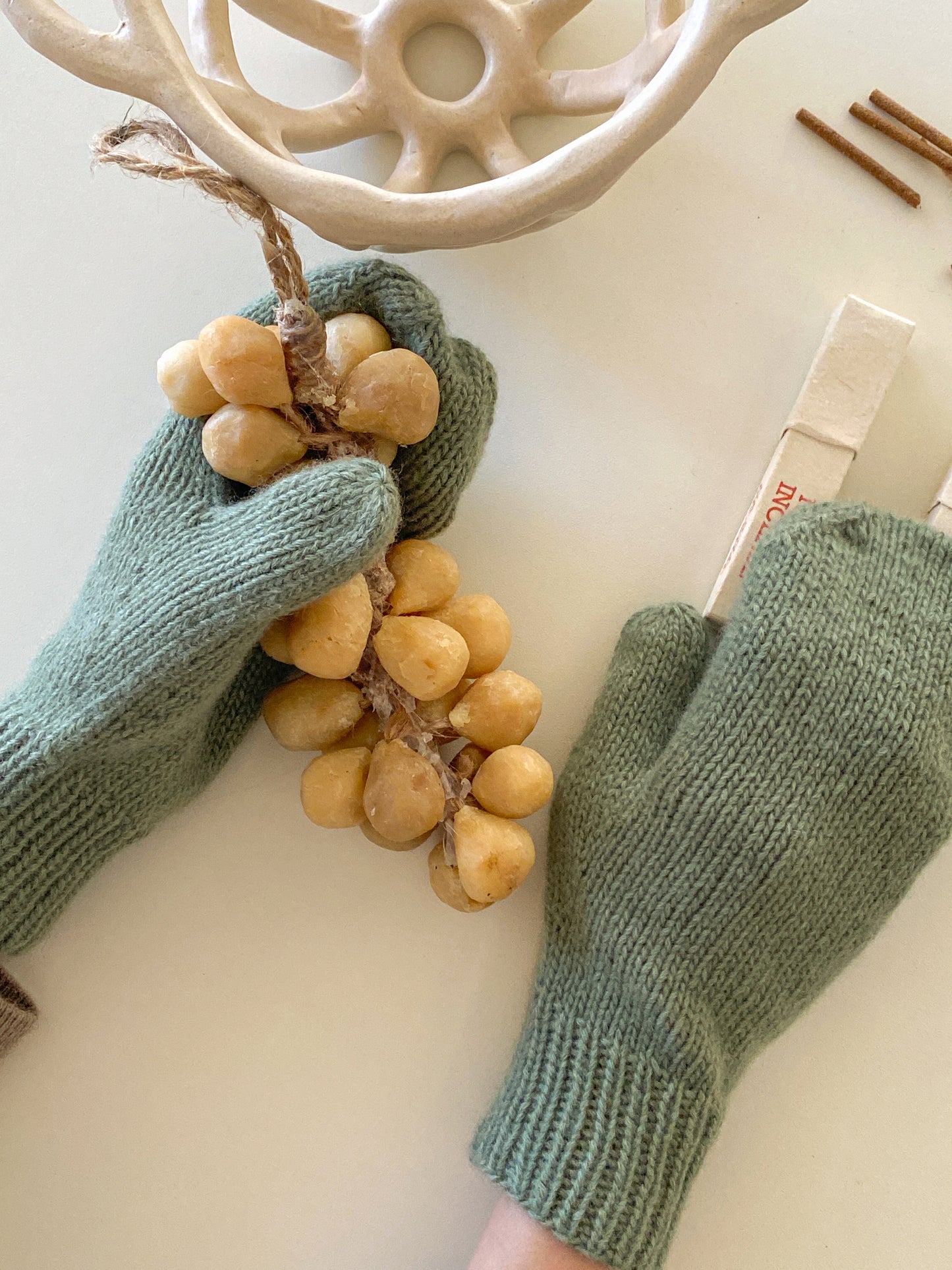 [PDF 도안] 솔로 캐시미어 손모아 장갑 (KOREAN)