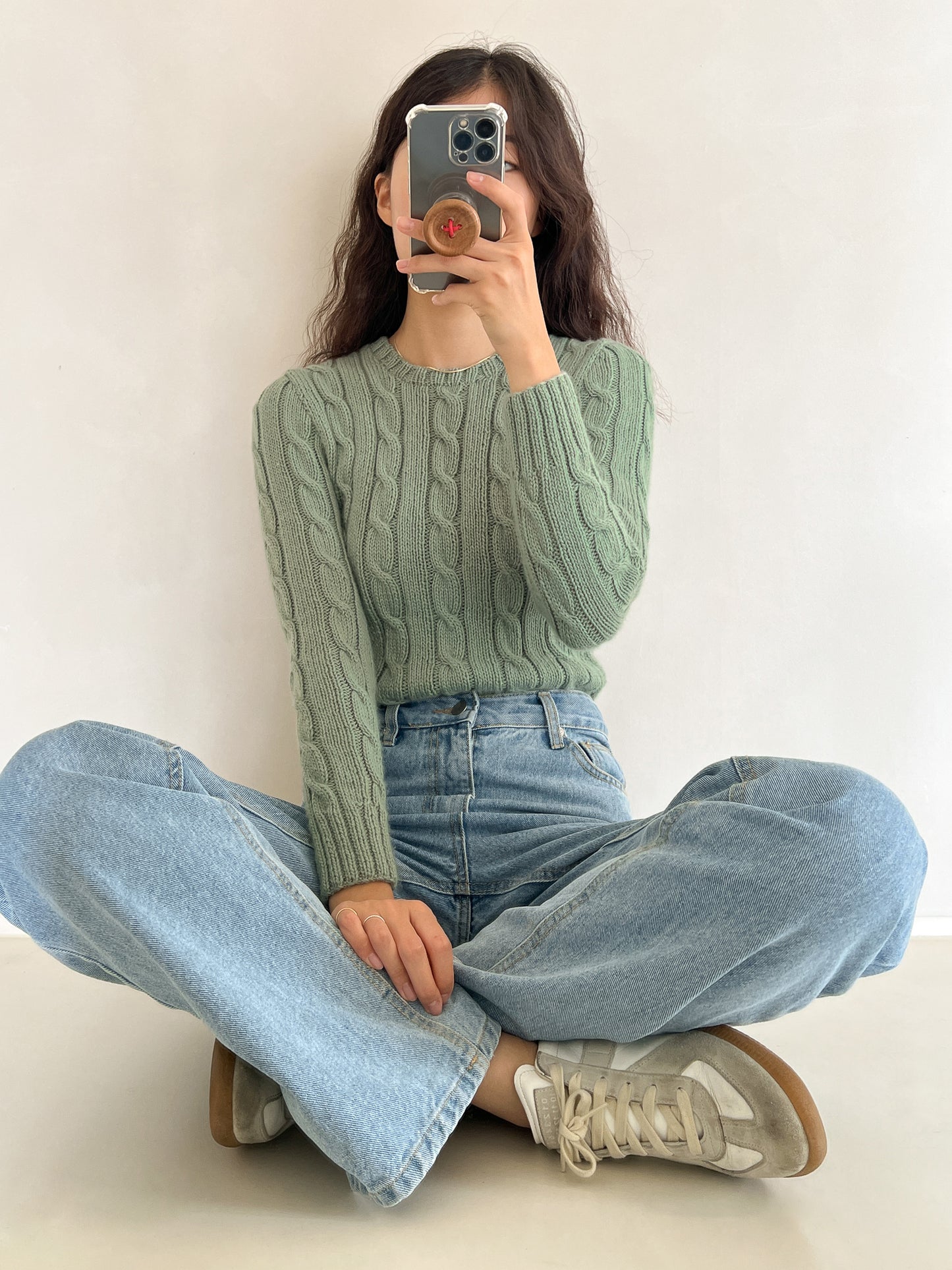 [PDF] Phil Caresse Cable Bottom-up Sweater (ENGLISH)