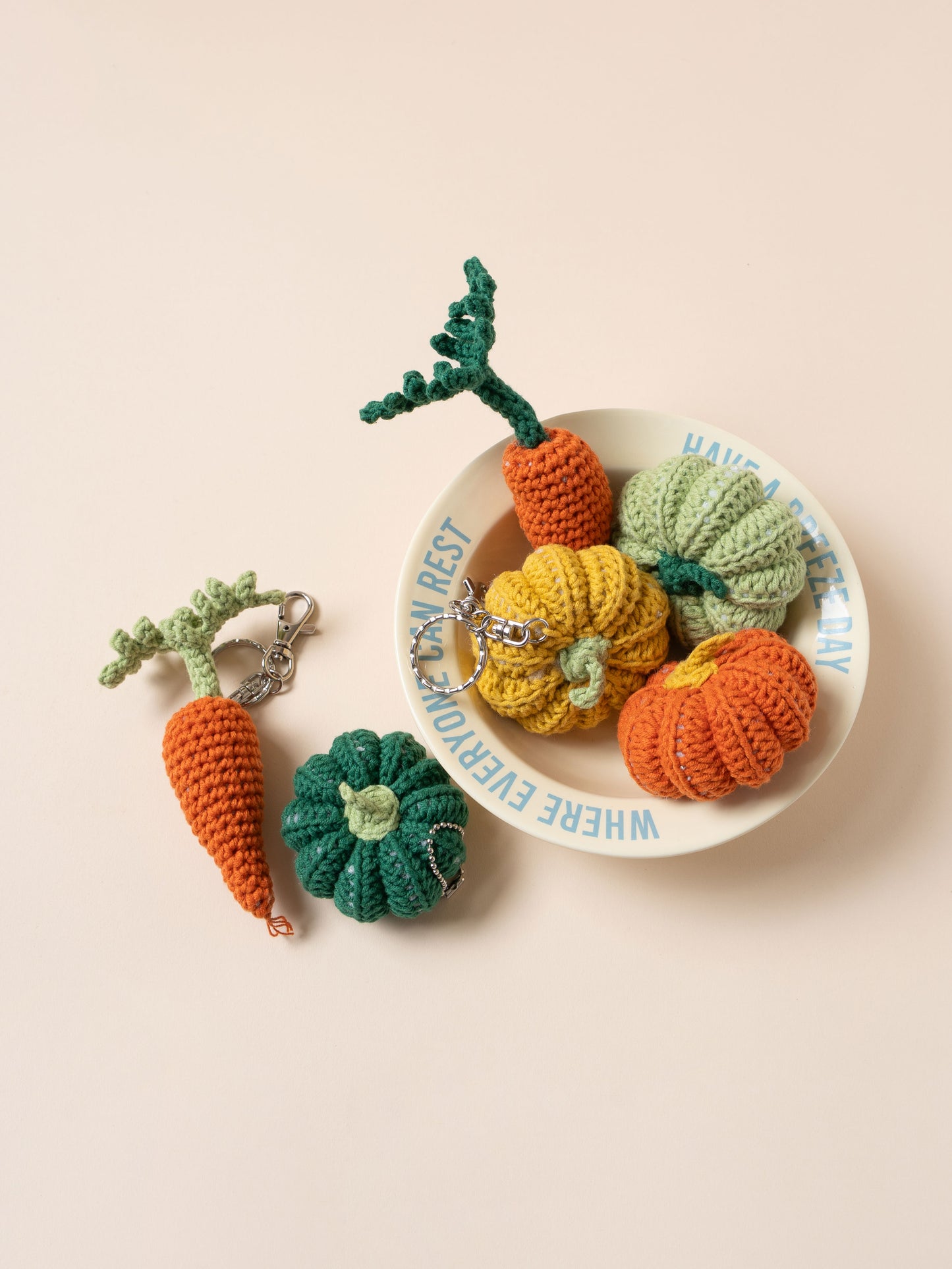 [PDF] New High Soft Pumpkin & Carrot Keychain (ENGLISH)