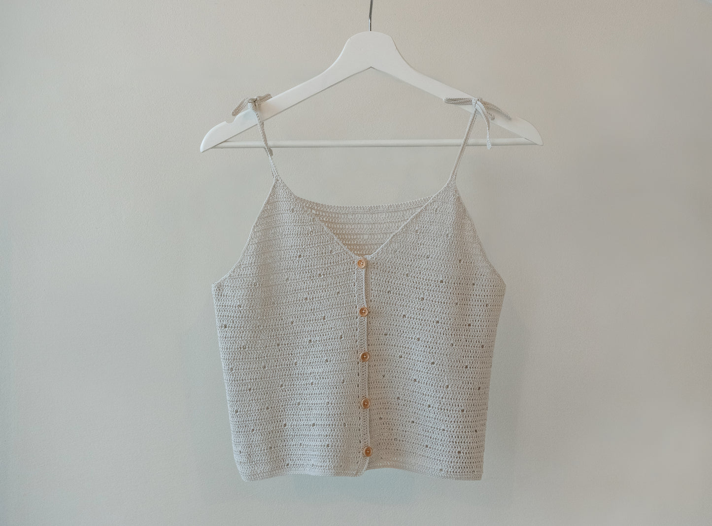 [PDF] Casaria Eyelet Bustier Top (ENGLISH)