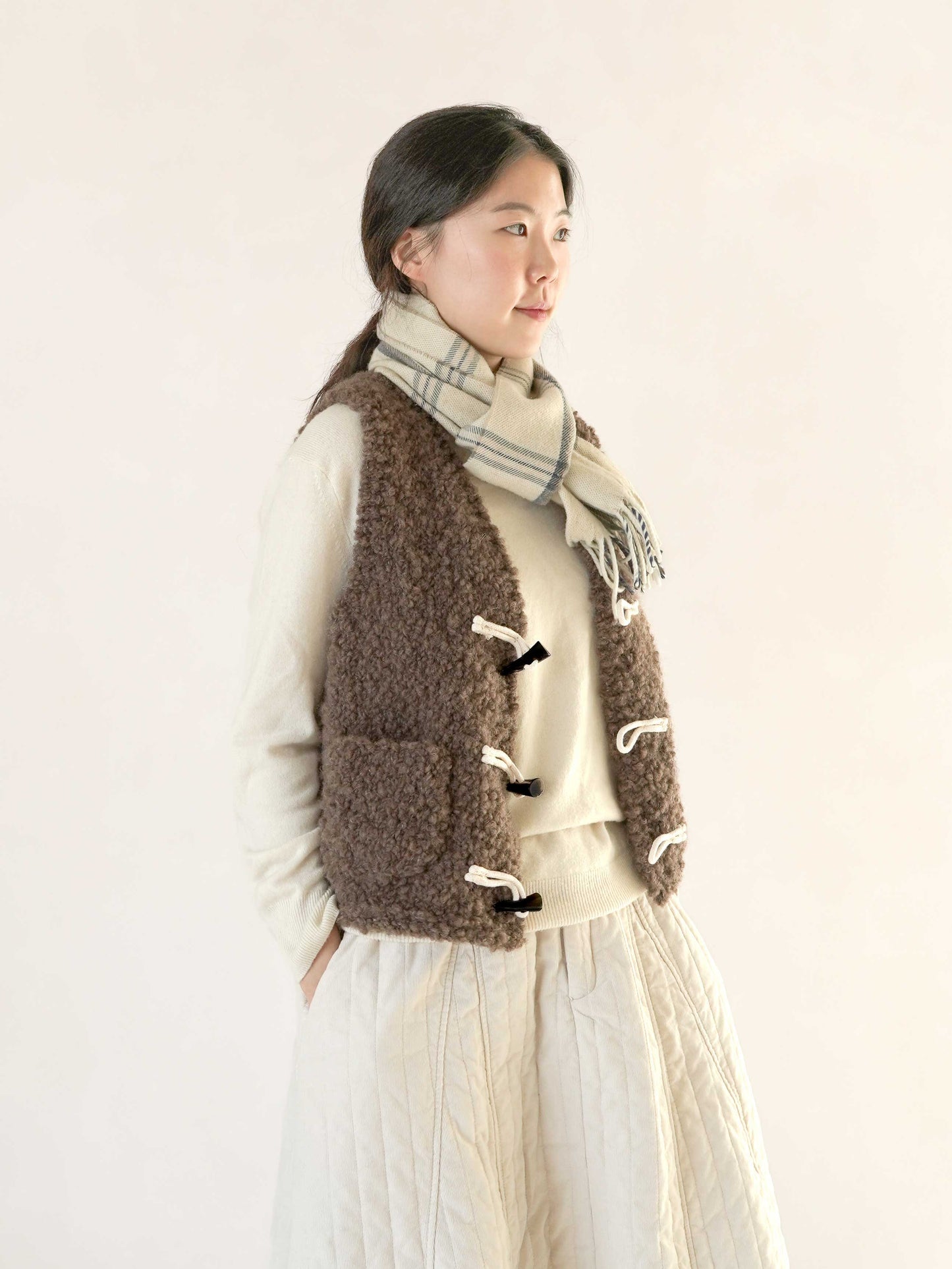 [PDF] Highland Alpaca Boucle Duffle Vest (ENGLISH)